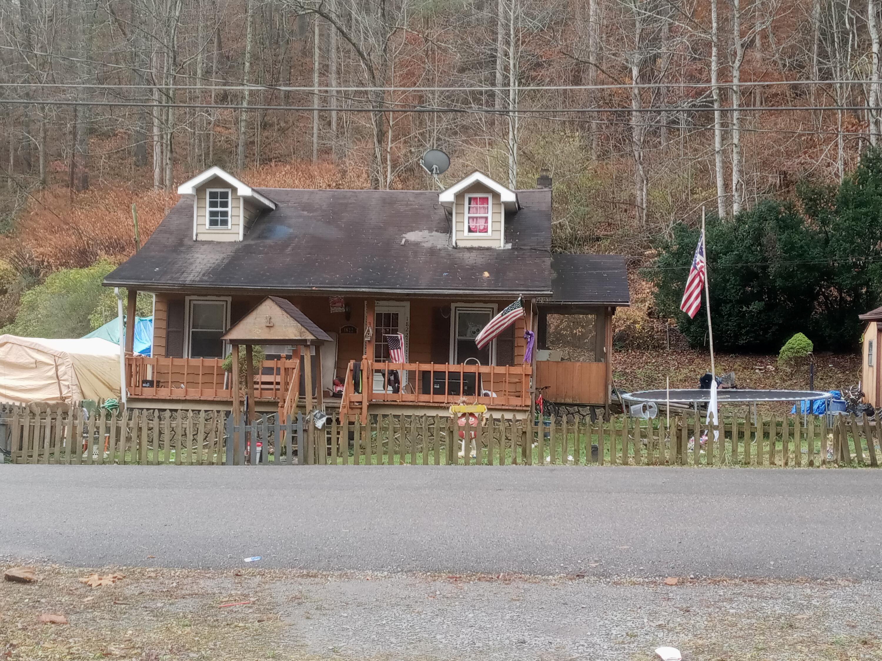 1822 Derby Road Property Photo 1