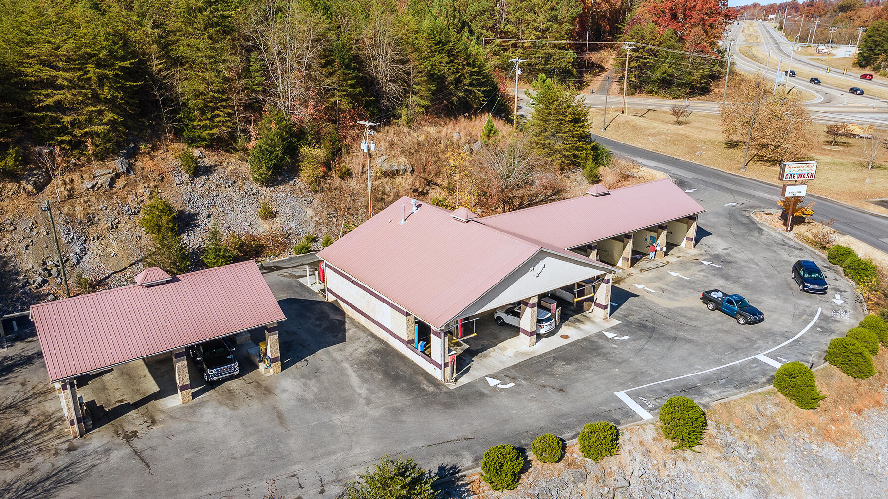 129 Highway 25-70 Property Photo 2