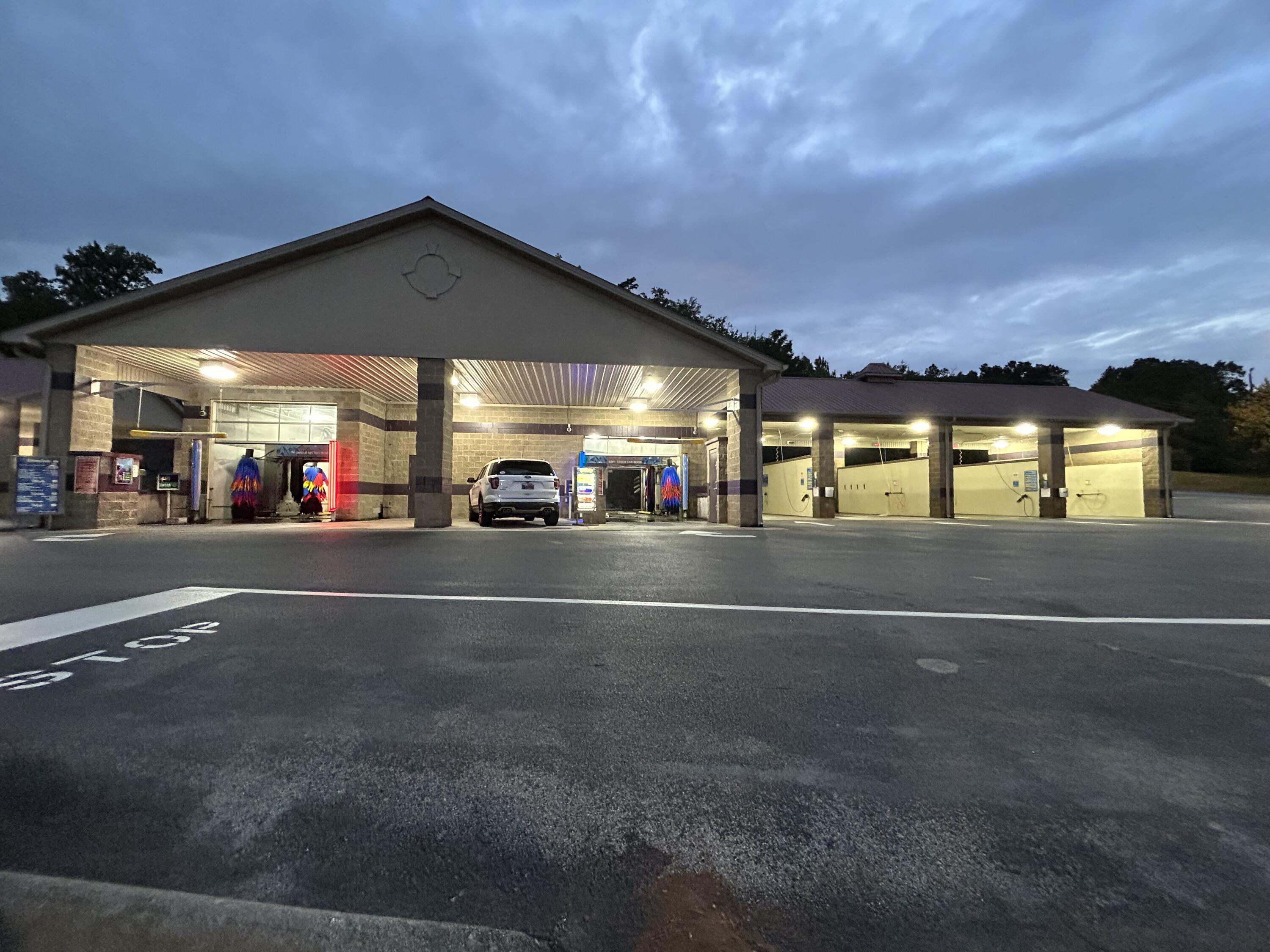 129 Highway 25-70 Property Photo 6