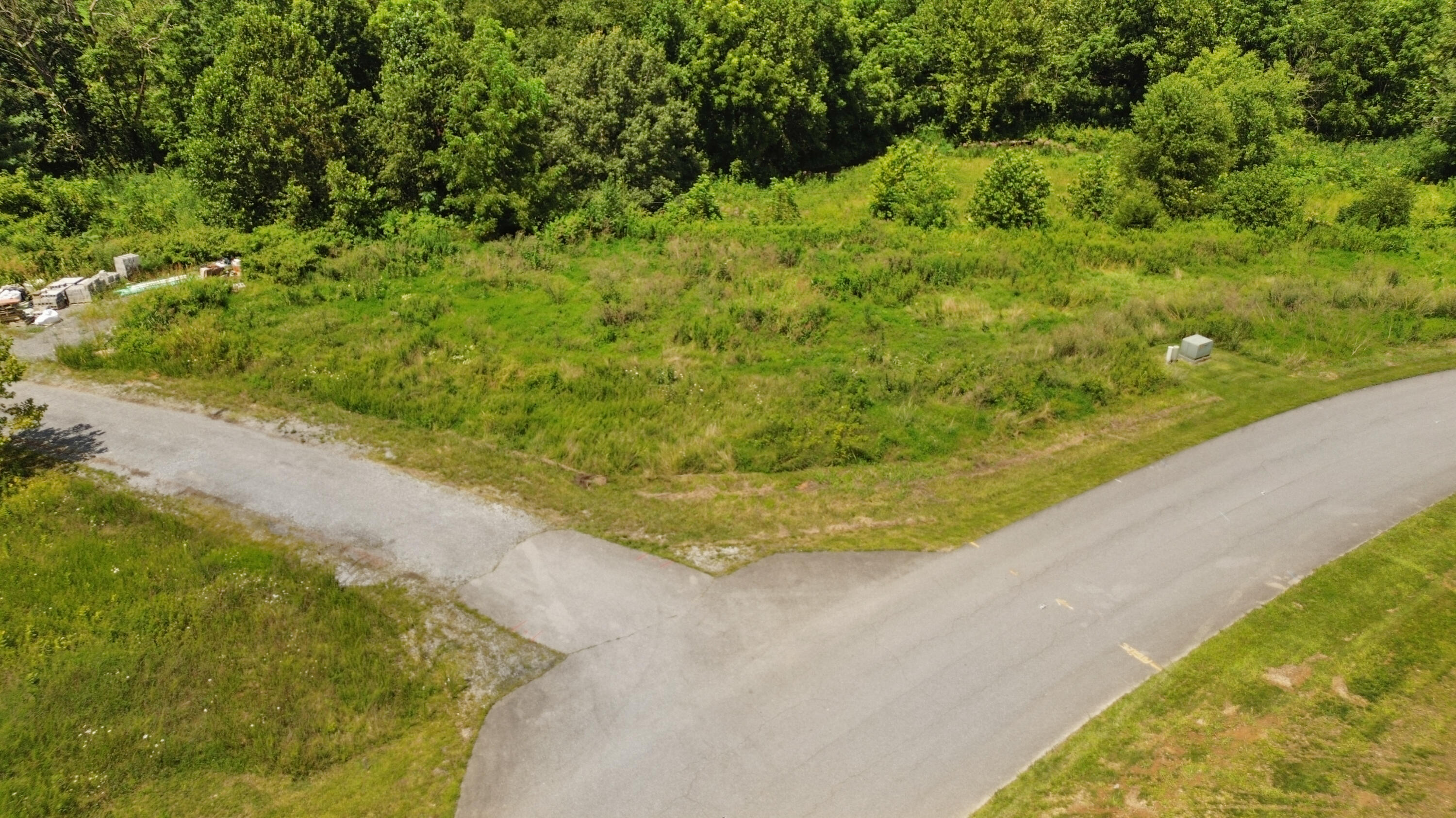 Tbd Creekside Court Property Photo