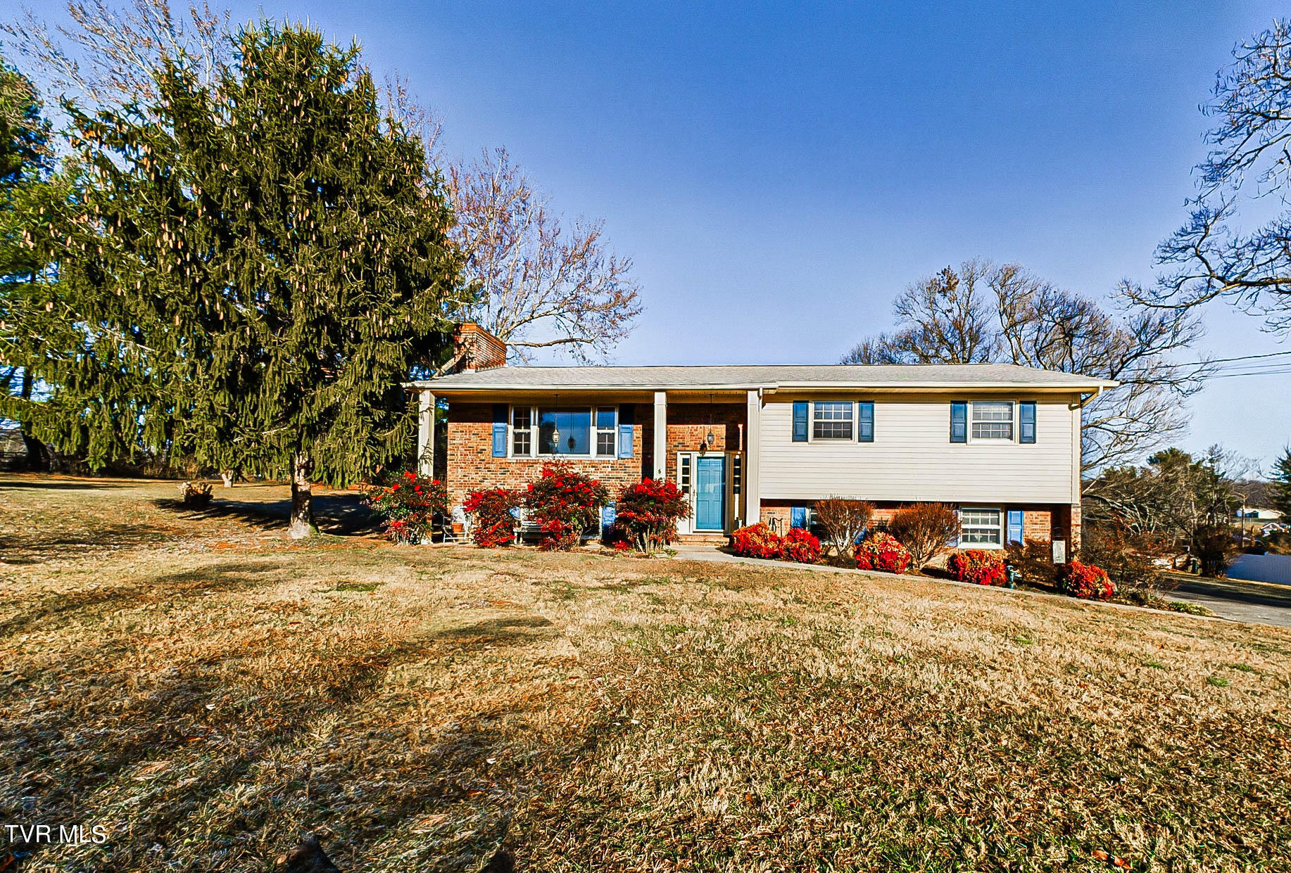 128 Sb Snyder Drive Property Photo 1