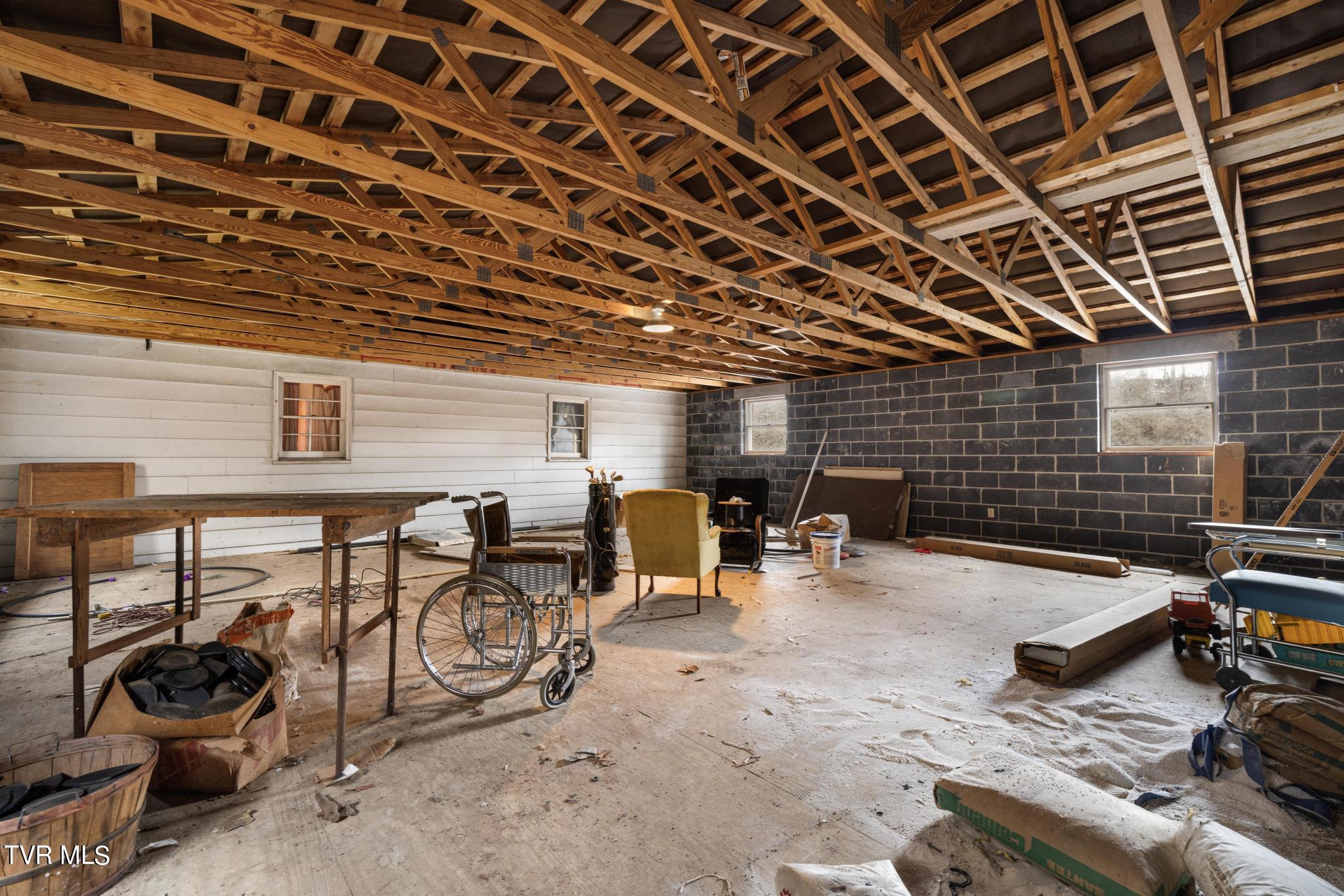3057 Saltville Highway Property Photo 10