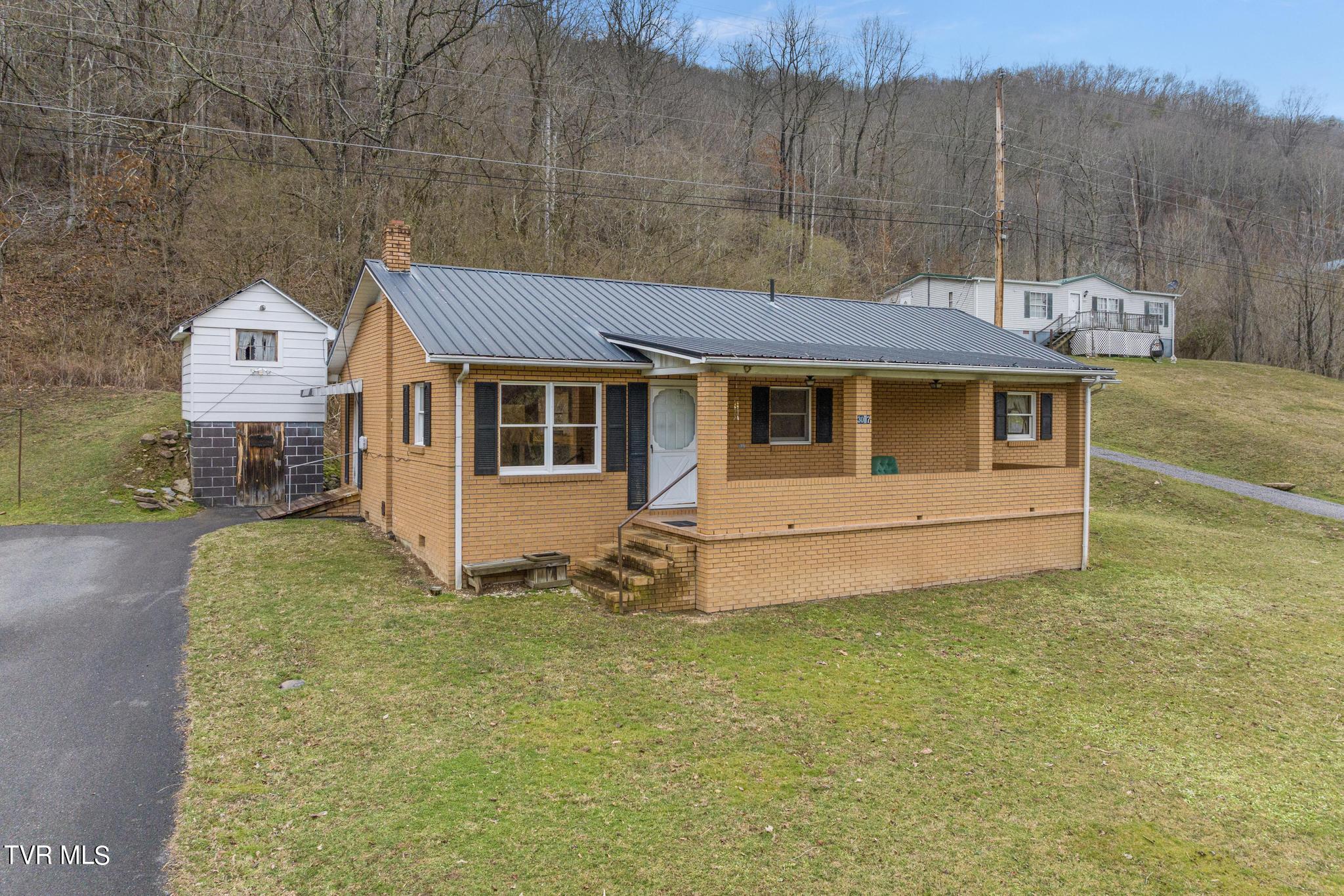 3057 Saltville Highway Property Photo 13