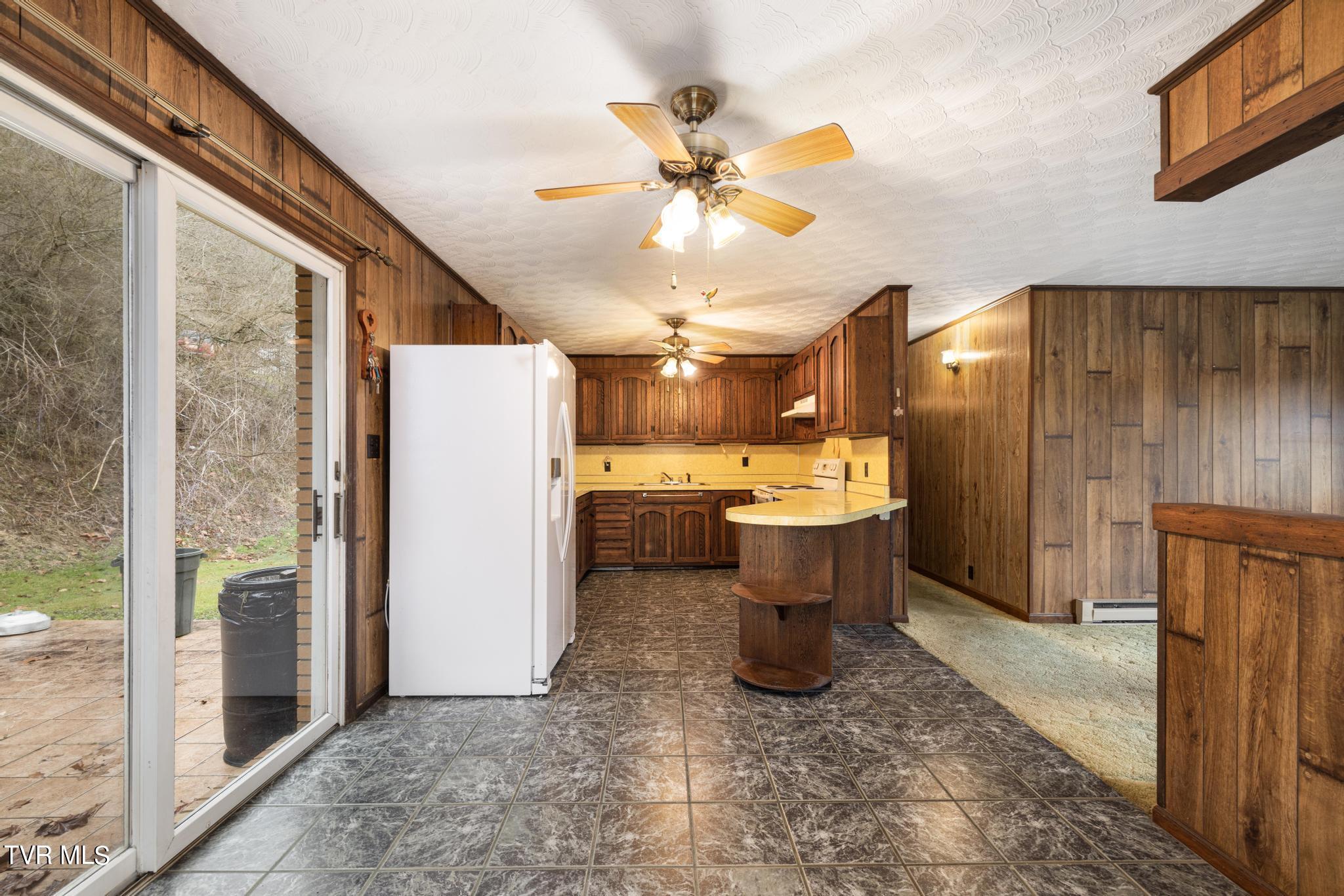3057 Saltville Highway Property Photo 14
