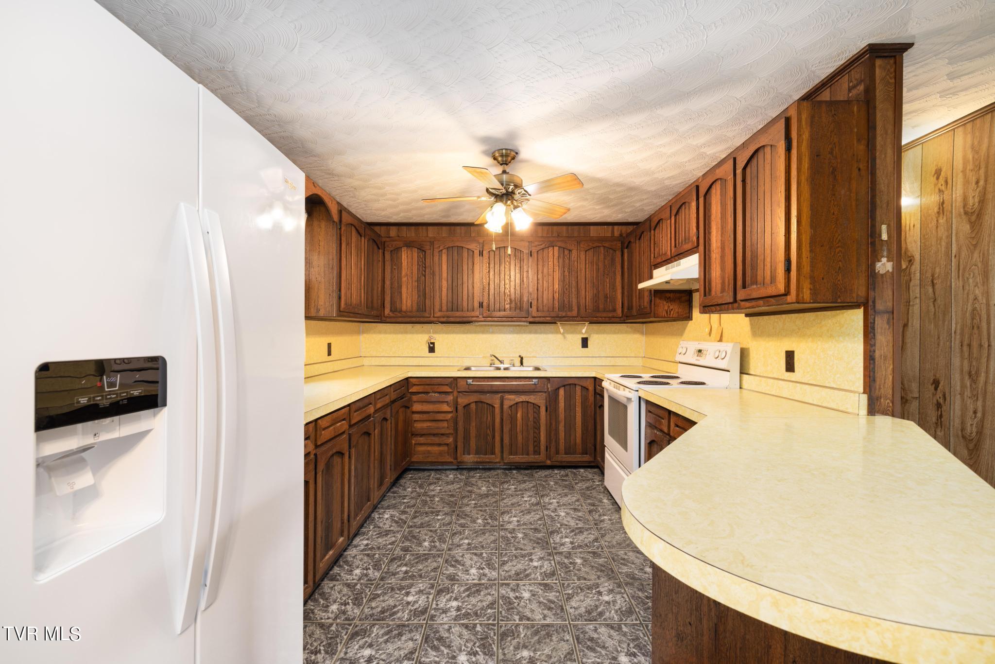 3057 Saltville Highway Property Photo 15