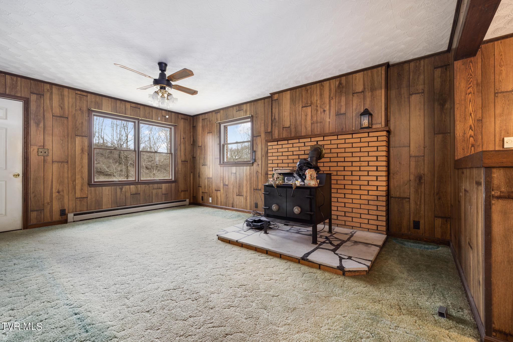 3057 Saltville Highway Property Photo 19