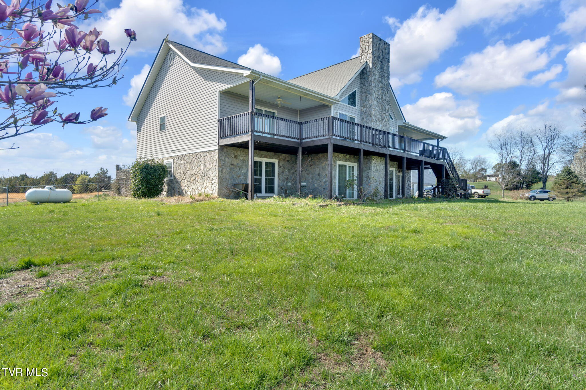 545 Mcmillian Road Property Photo