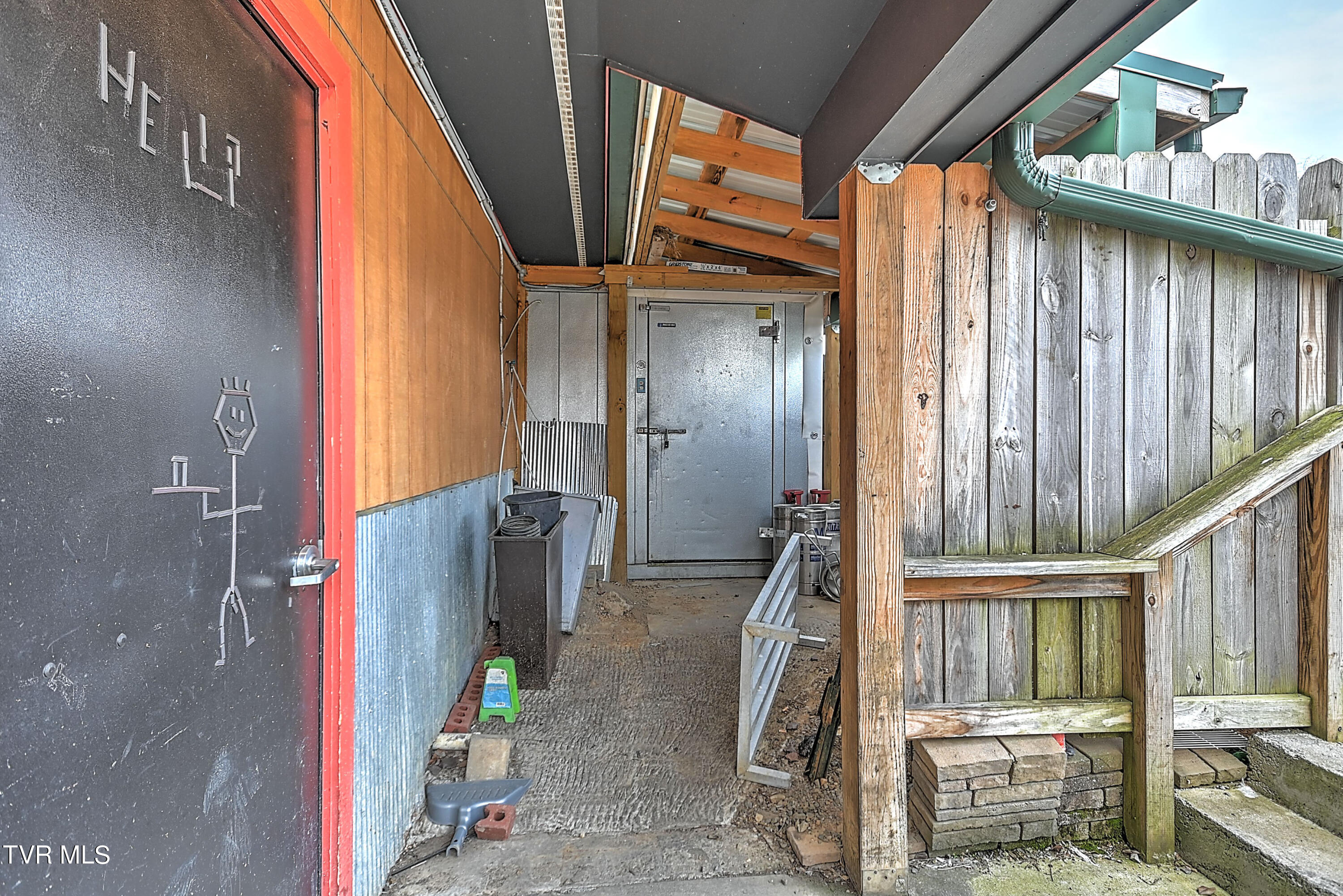 924 East Main Street Property Photo 46