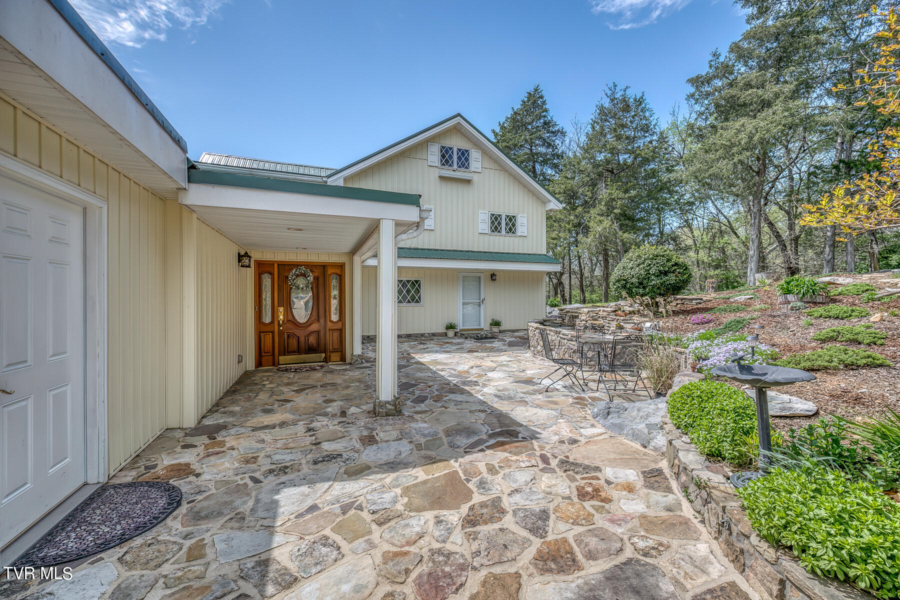 651 Rangewood Road Property Photo 13
