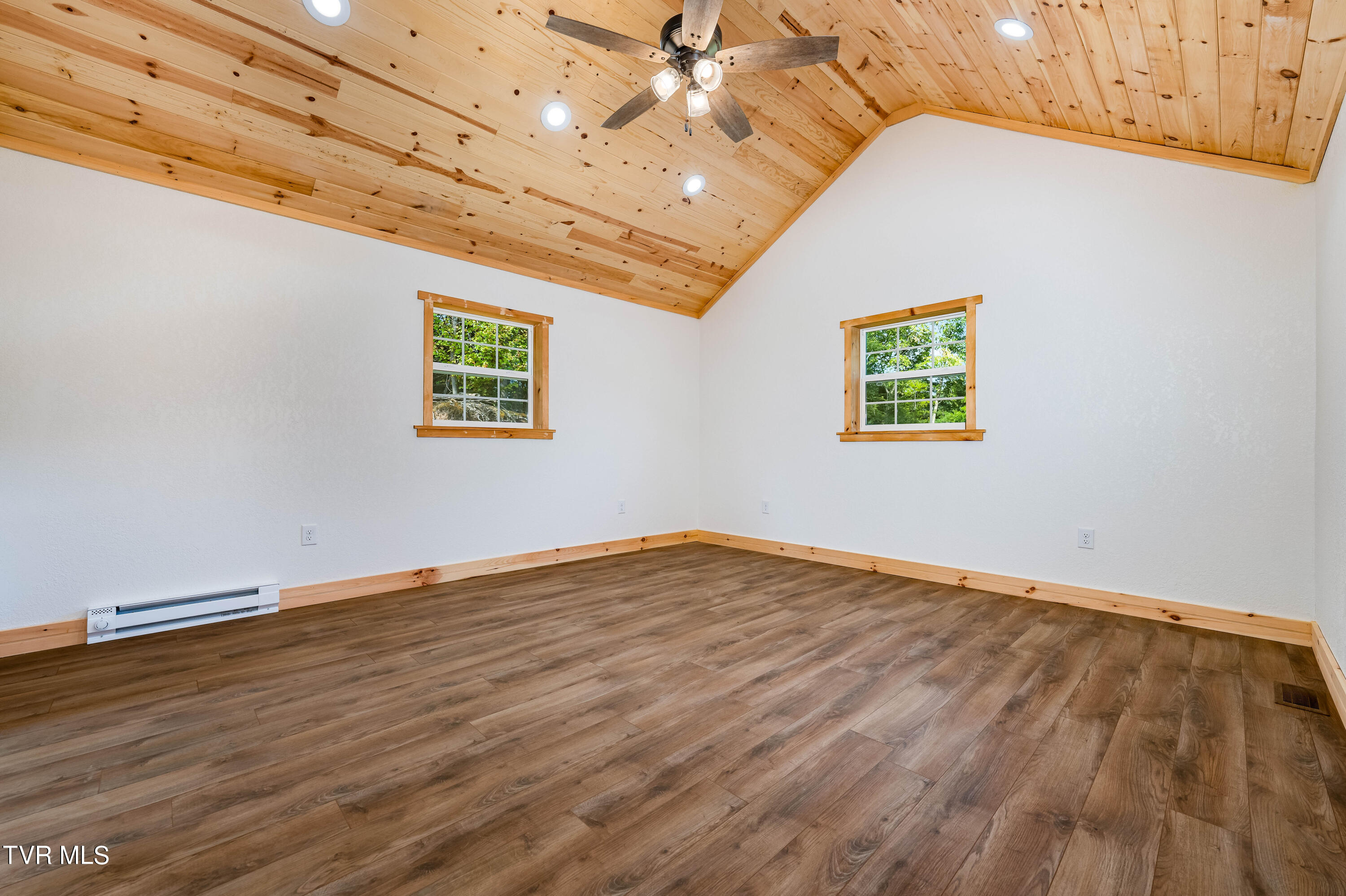 1005 Campbell Road Property Photo 21