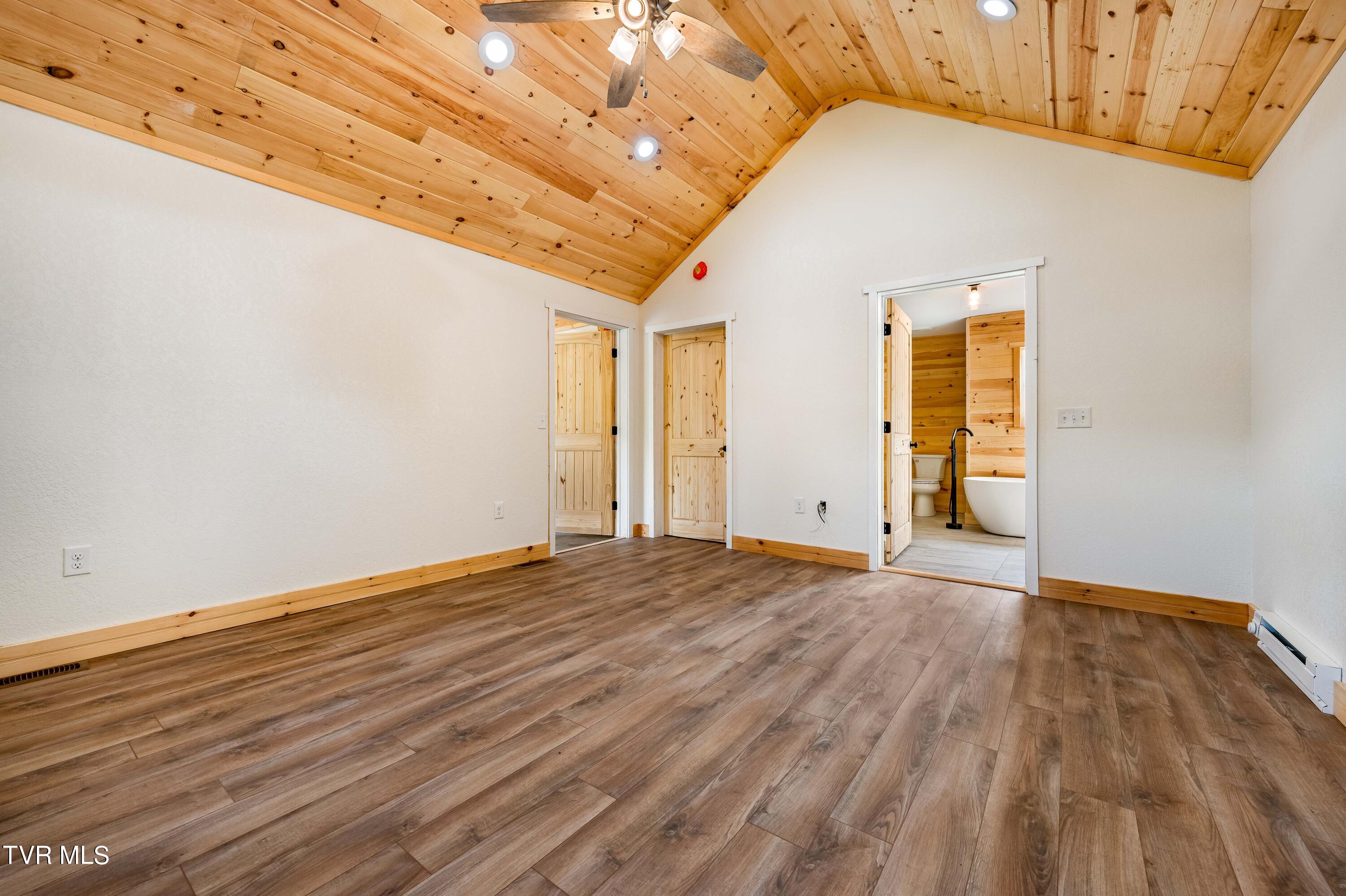 1005 Campbell Road Property Photo 22