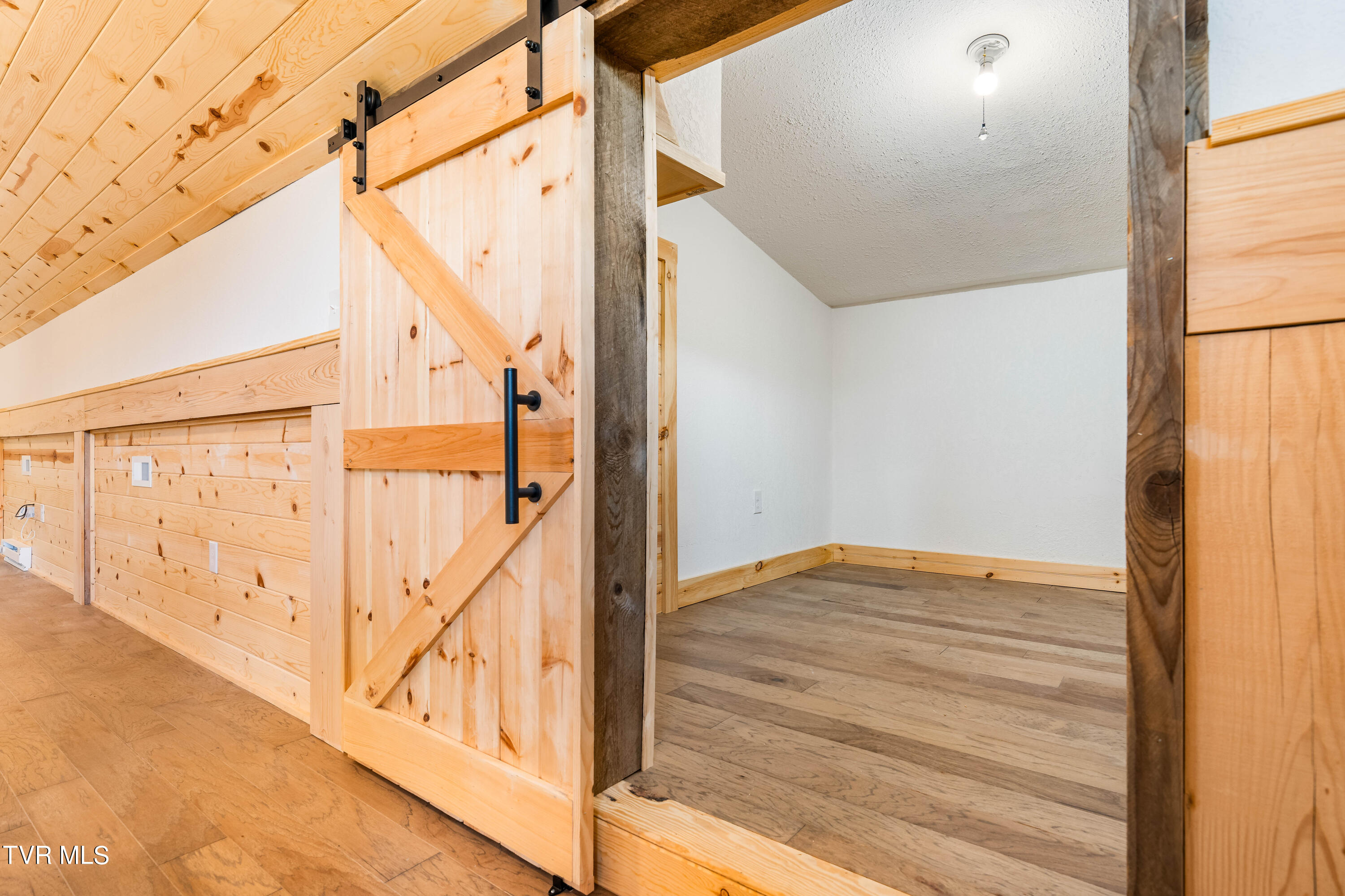 1005 Campbell Road Property Photo 30