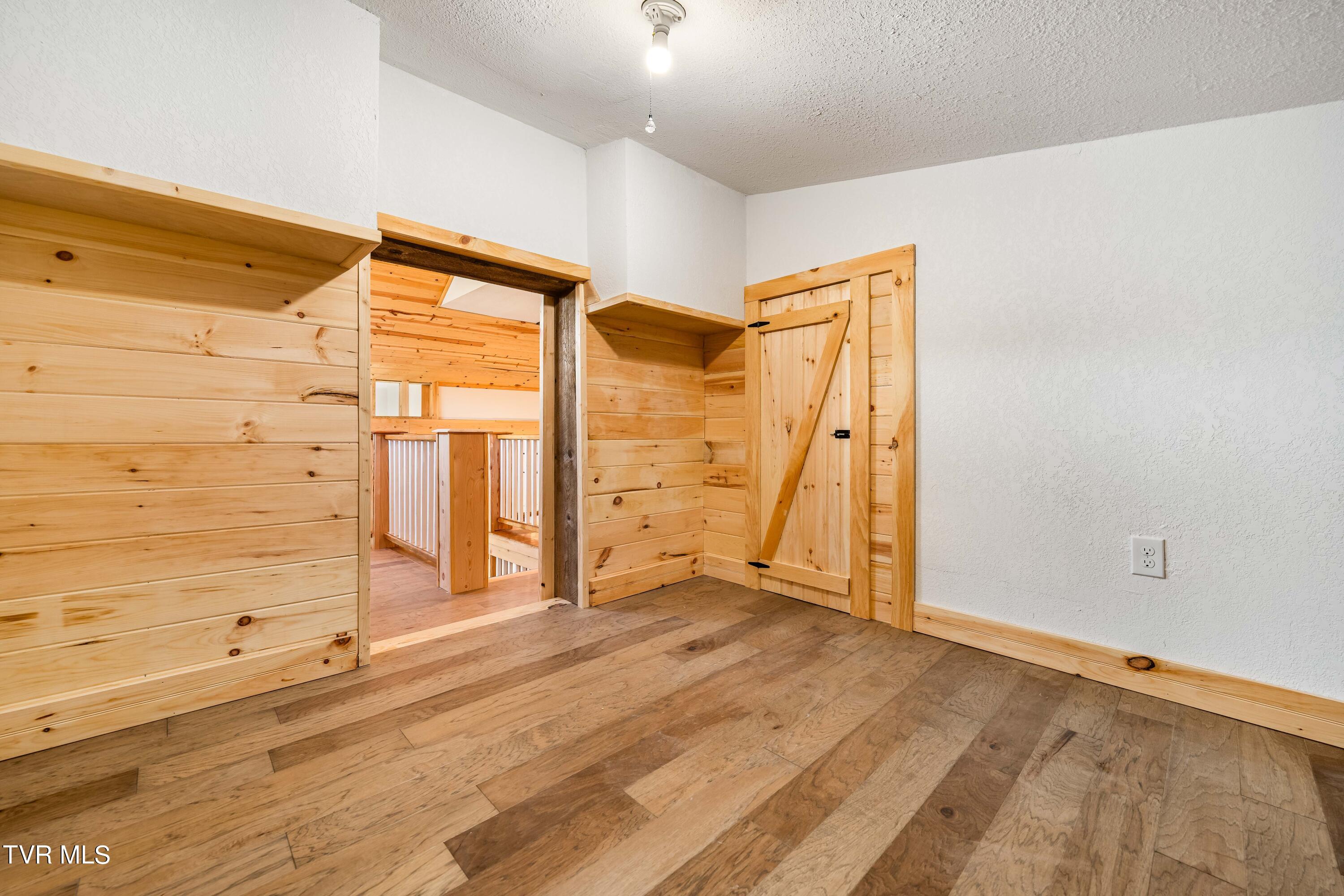 1005 Campbell Road Property Photo 31