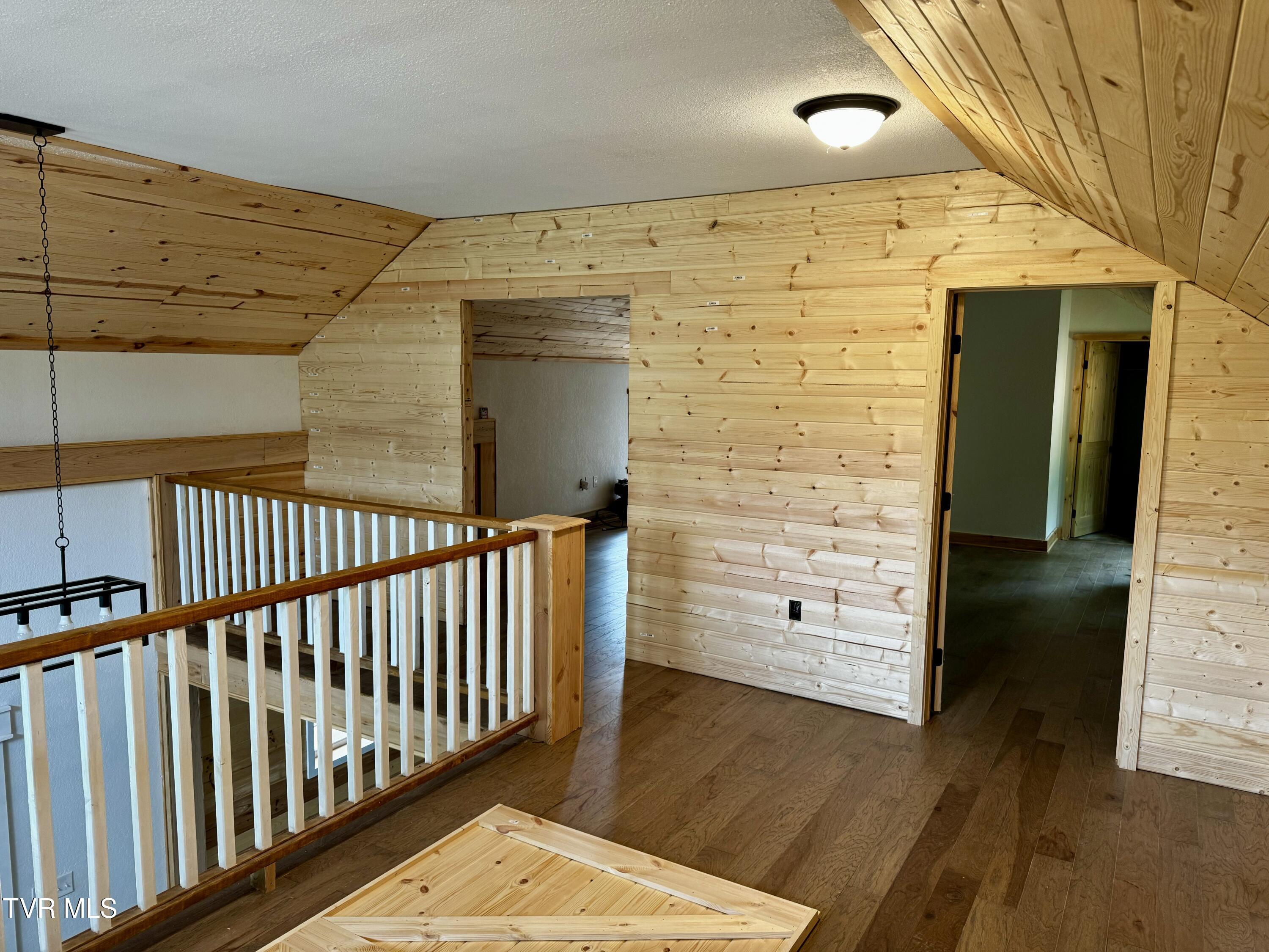1005 Campbell Road Property Photo 36