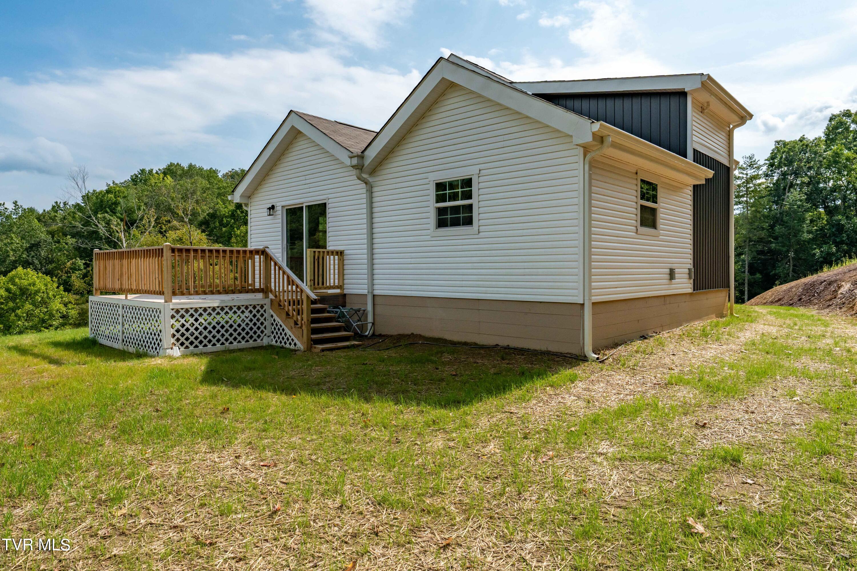 1005 Campbell Road Property Photo 42