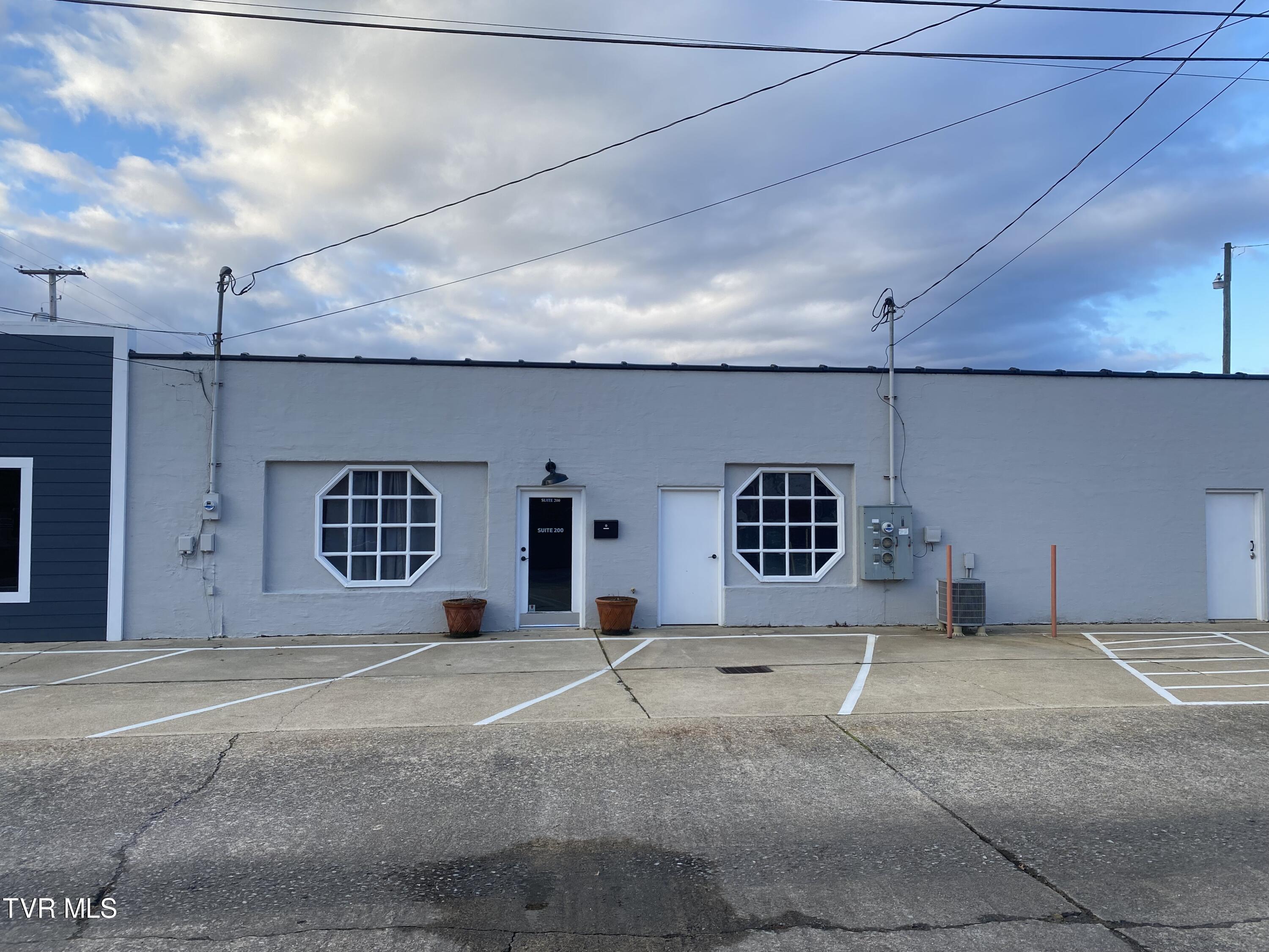 226 Wexler Street Property Photo 6