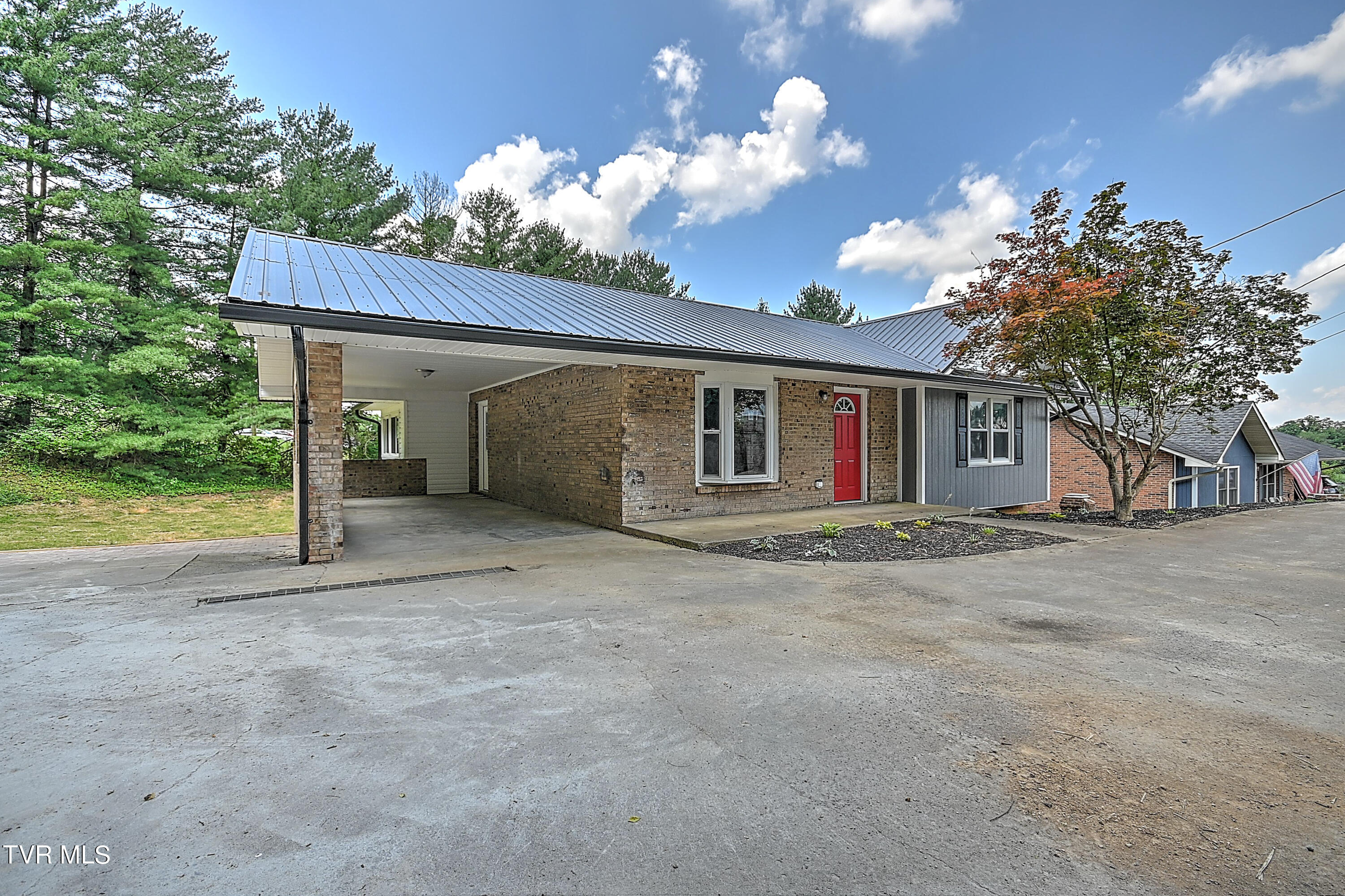 3829 Ridgeline Drive Property Photo 2