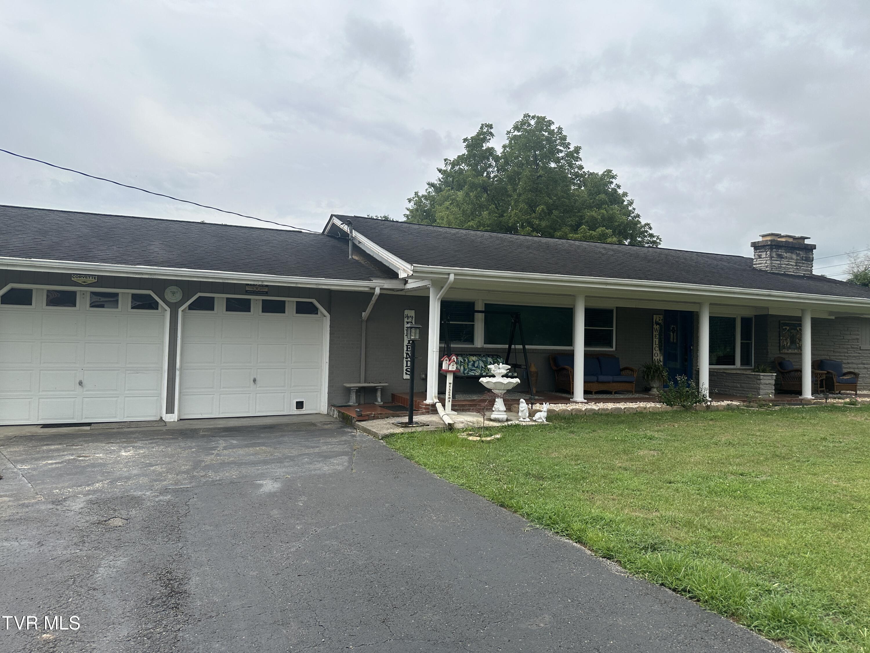 64 Salyer Drive Property Photo 2