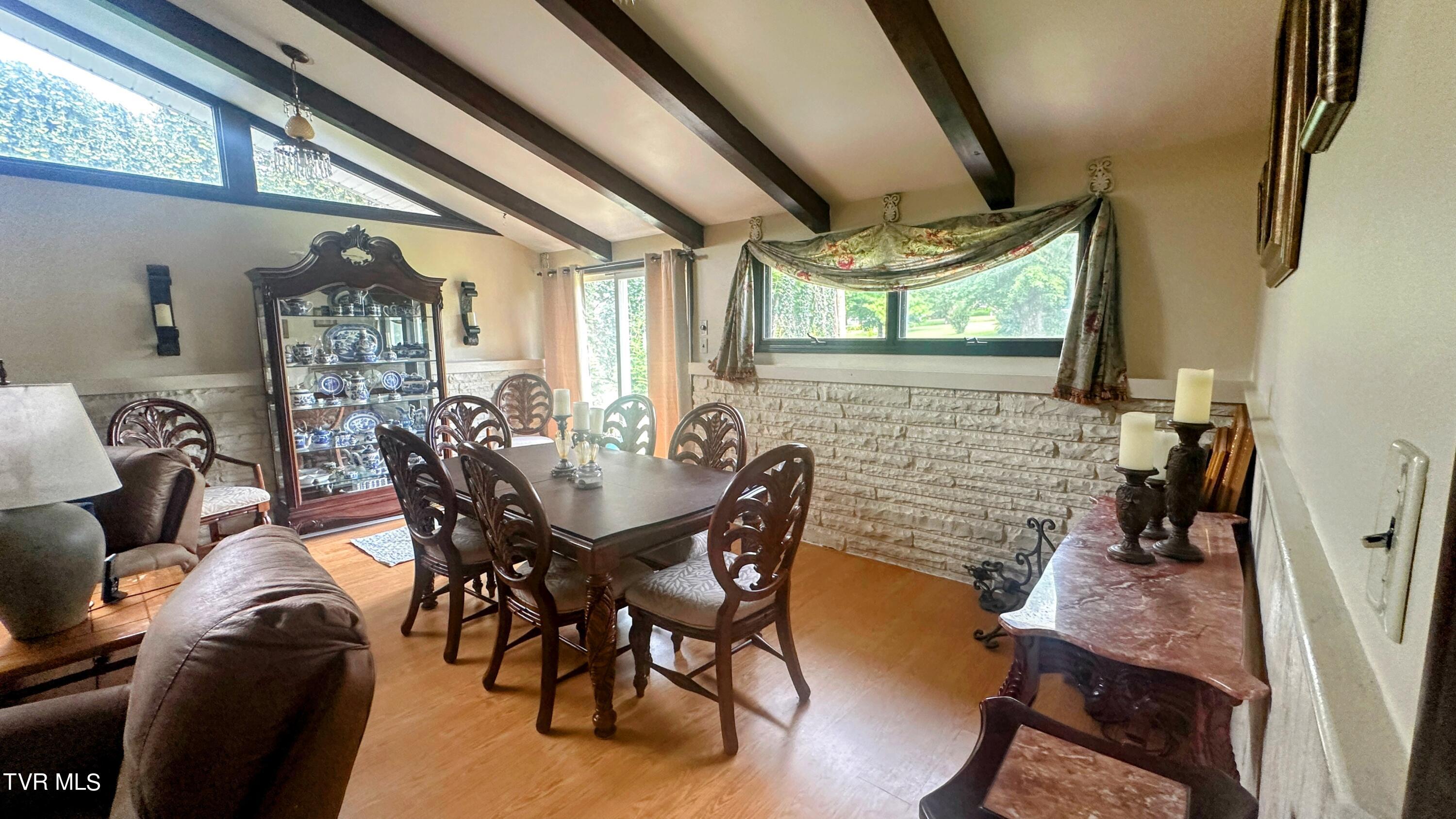 64 Salyer Drive Property Photo 28