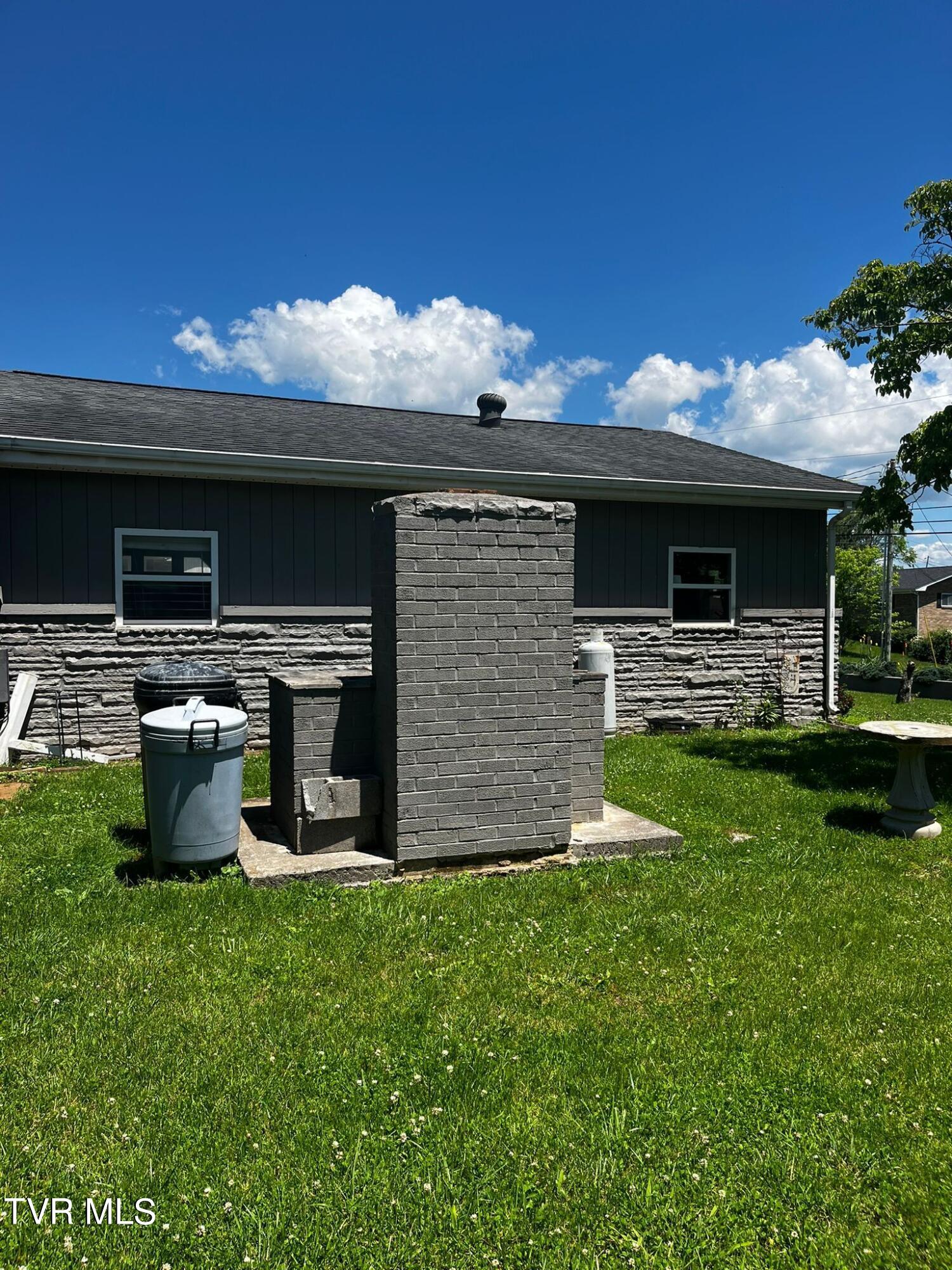 64 Salyer Drive Property Photo 77