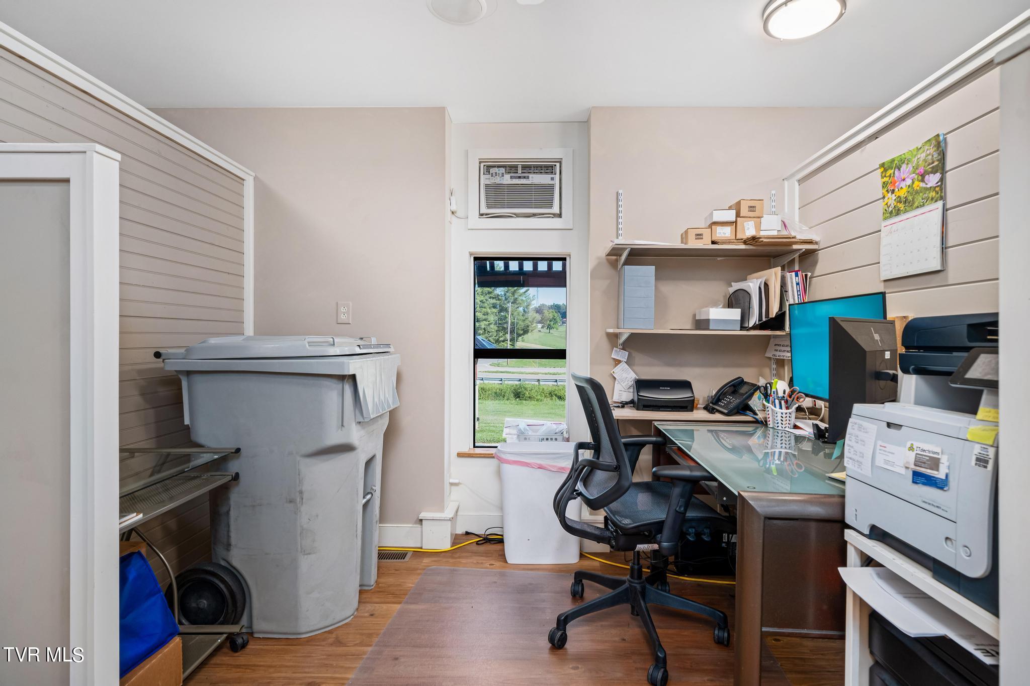 364 Opie Arnold Road Property Photo 10
