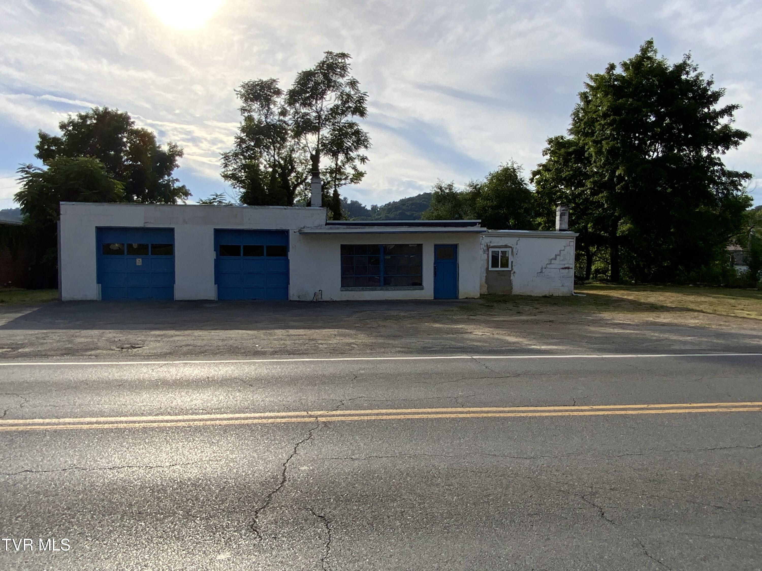 509 West Broadway Street Property Photo 19