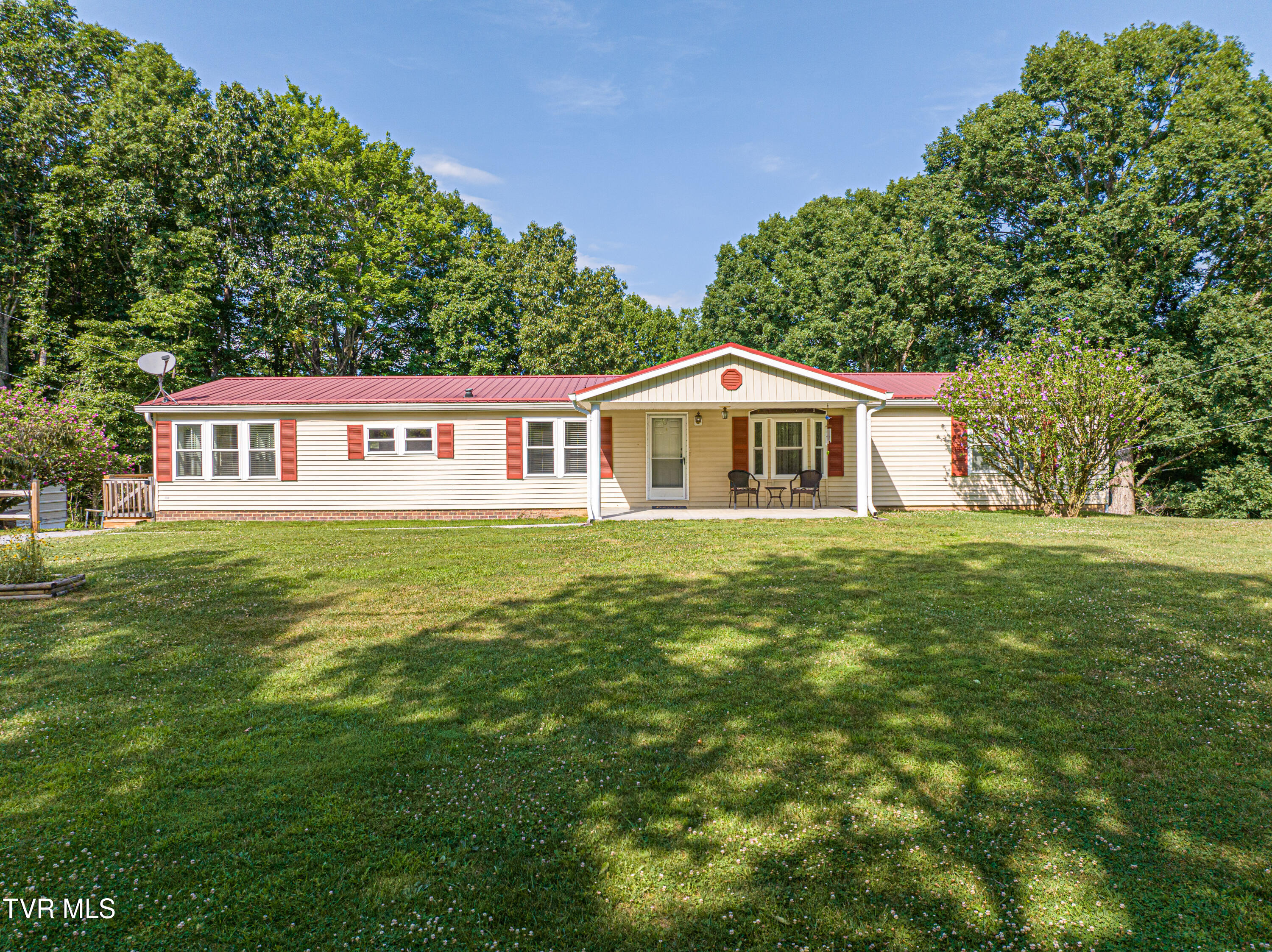 303 Offset Road Property Photo