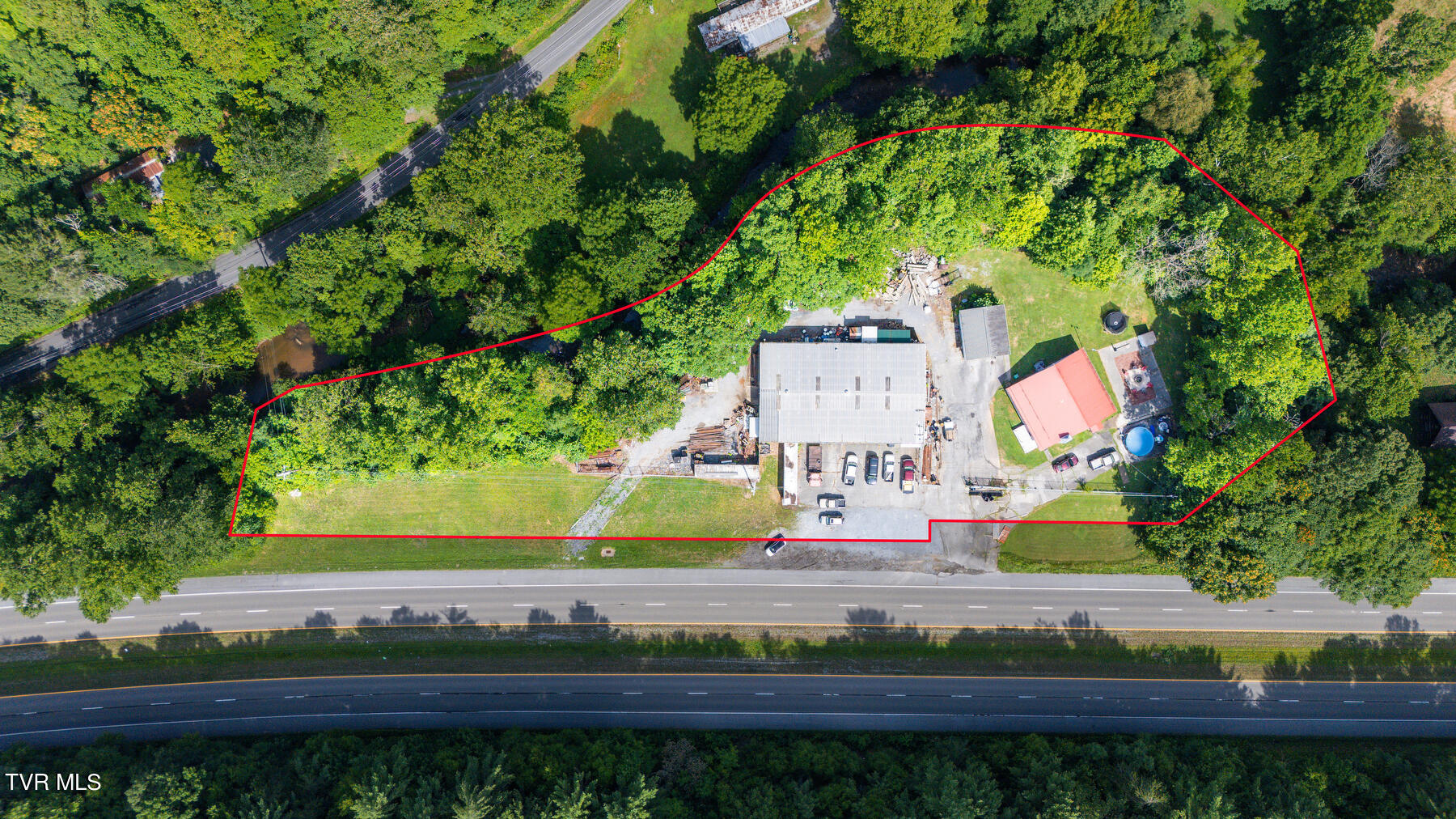 5560 Highway 19-e Property Photo 2