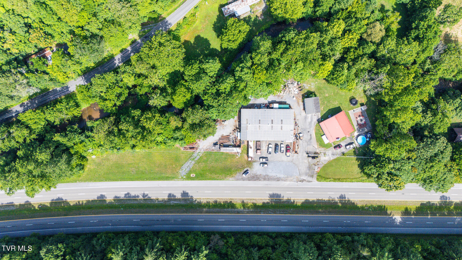 5560 Highway 19-e Property Photo 18