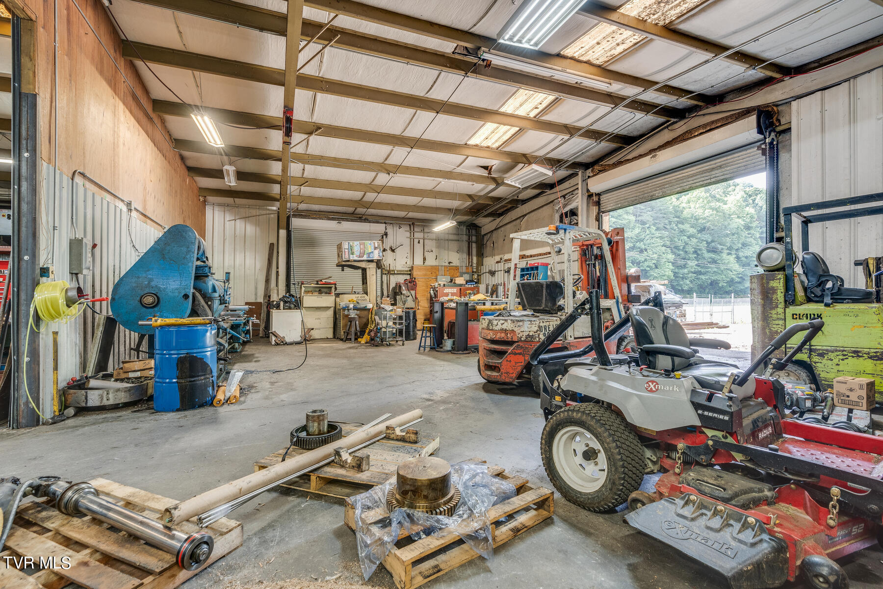 5560 Highway 19-e Property Photo 27