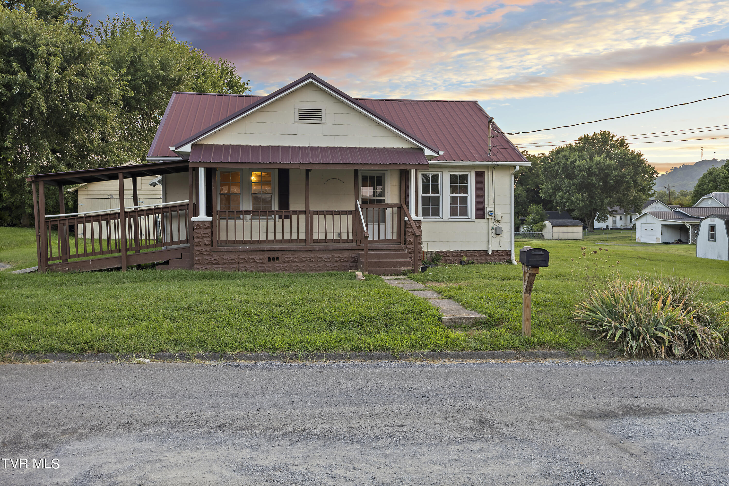 E C Minor Real Estate Listings Main Image