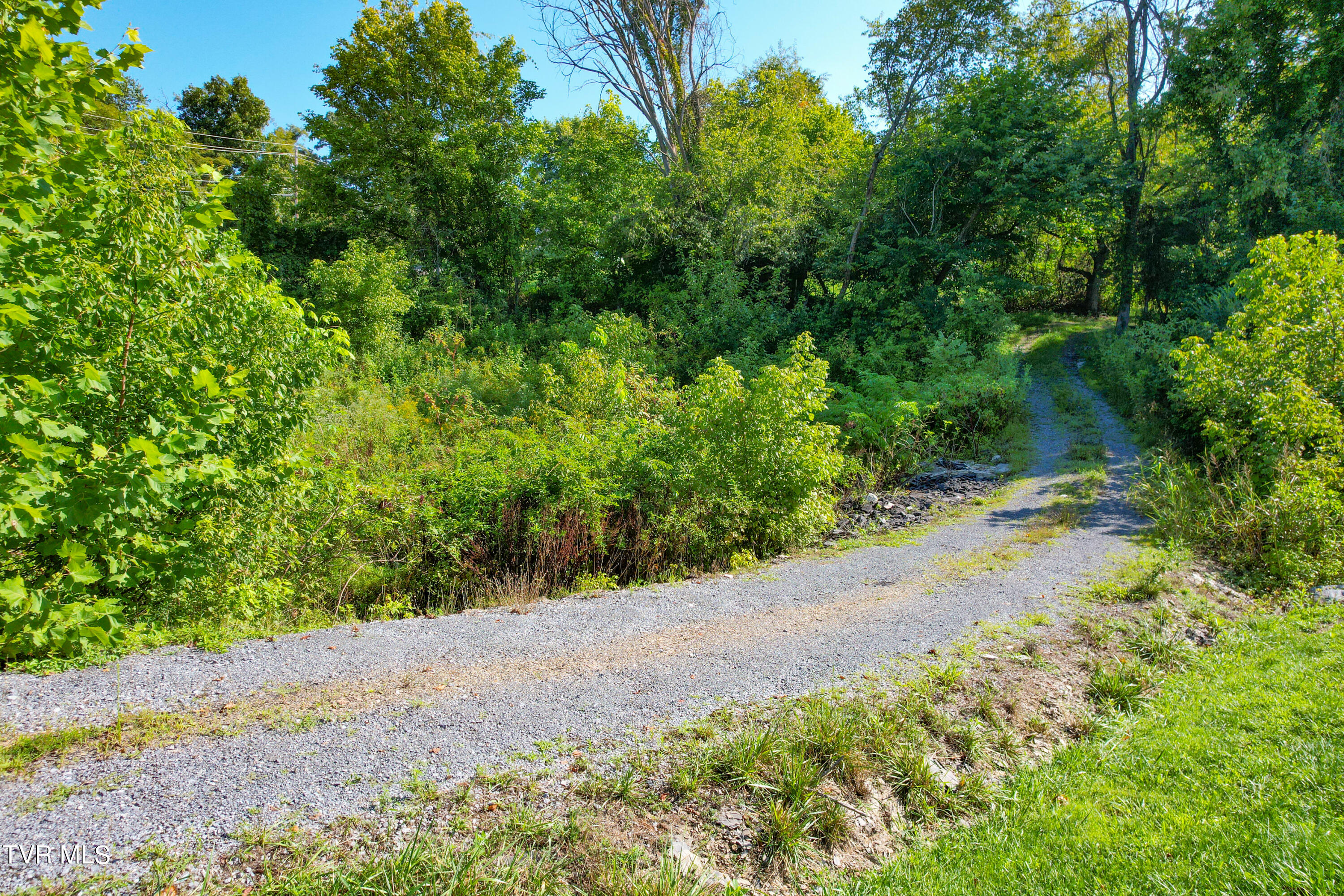 744 Ridge Drive Property Photo 3