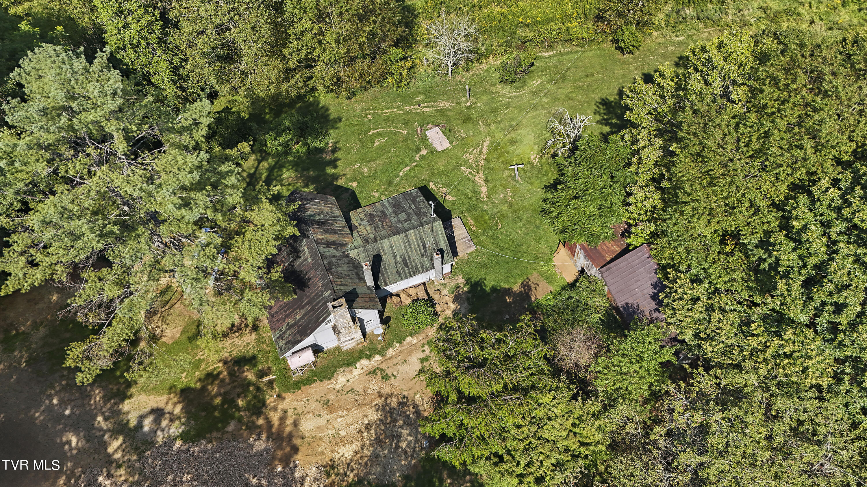 1802 Winchester Road Property Photo 1