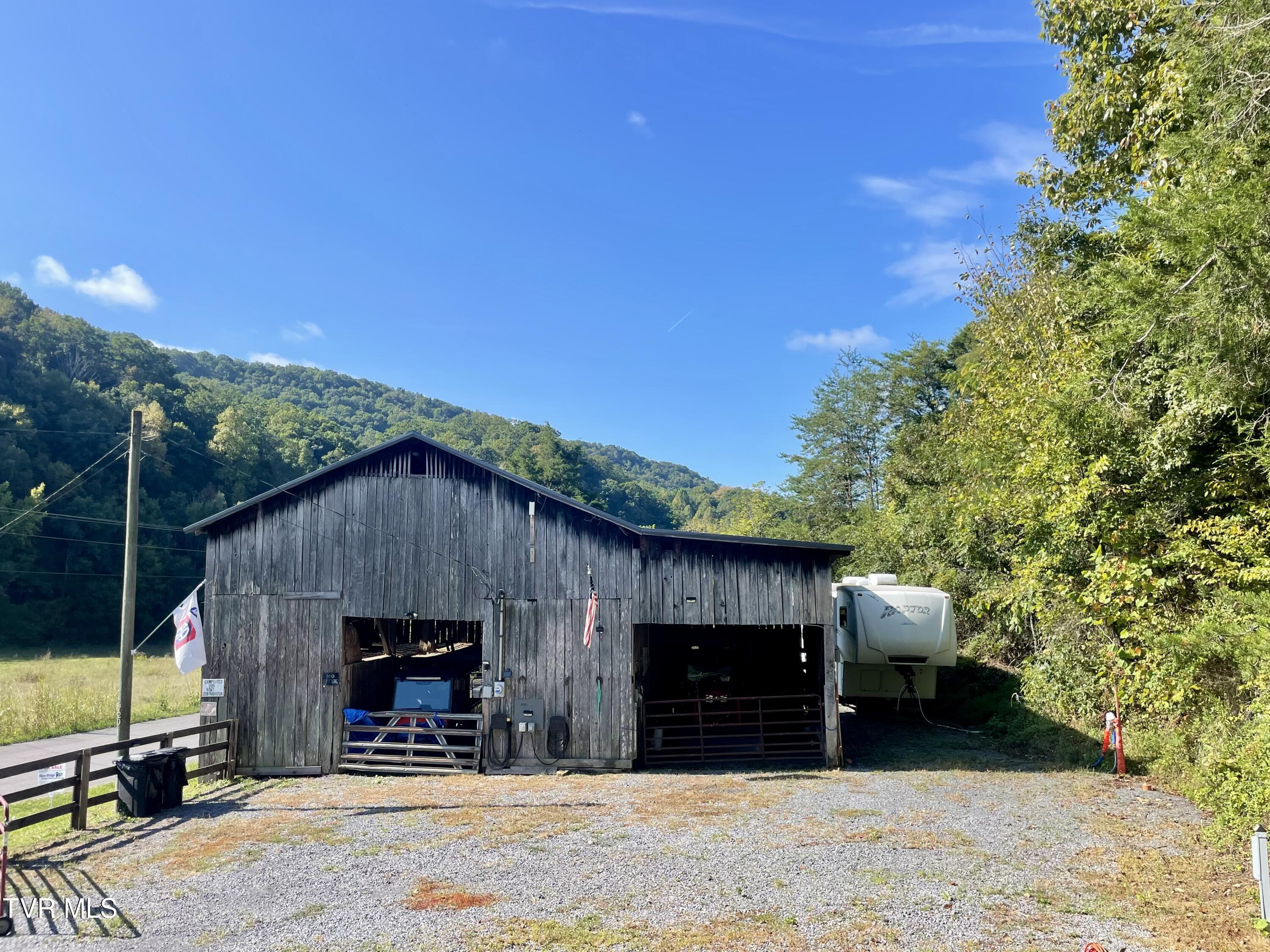 2720 Goshen Valley Road Property Photo 13