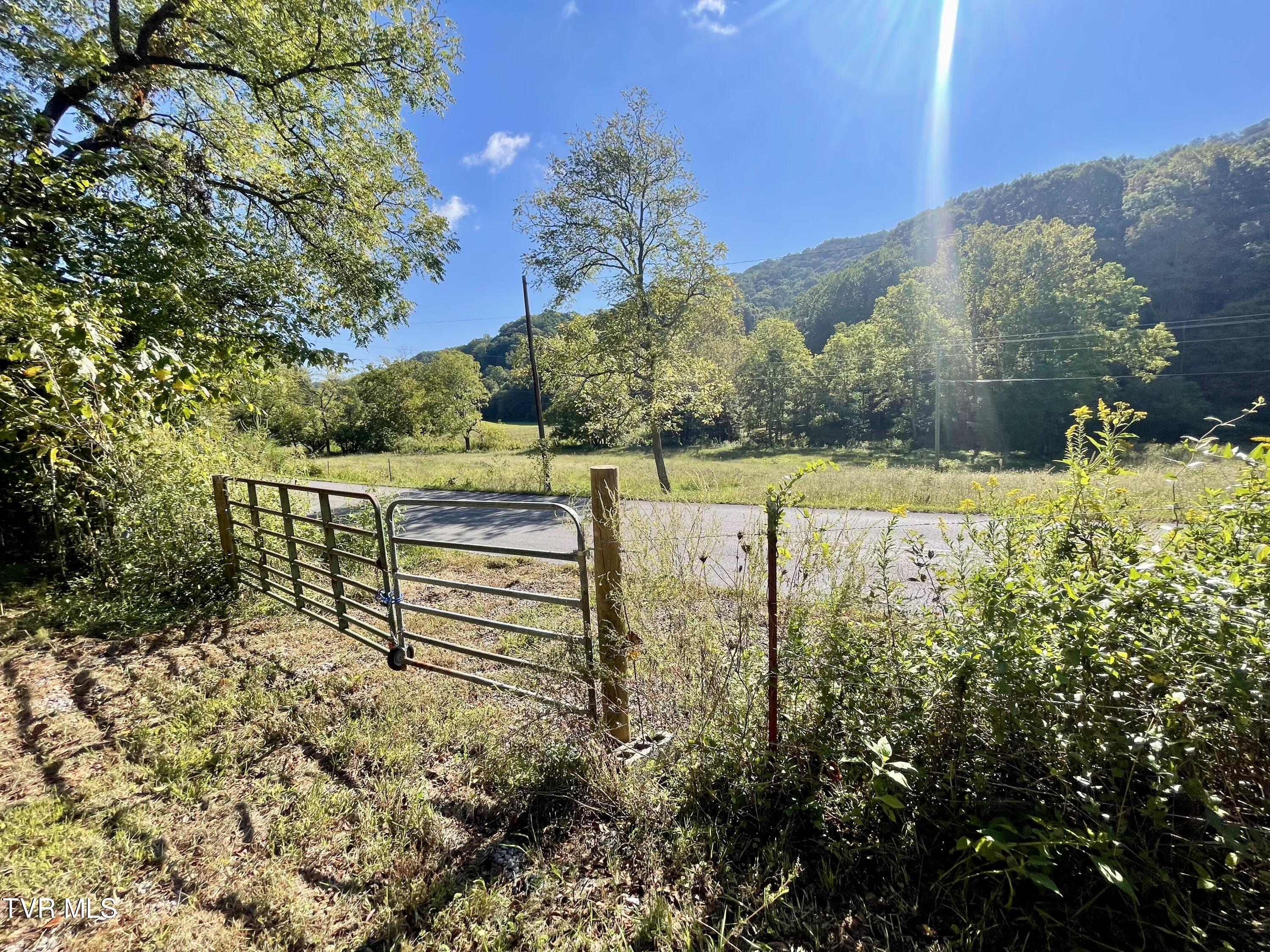2720 Goshen Valley Road Property Photo 19