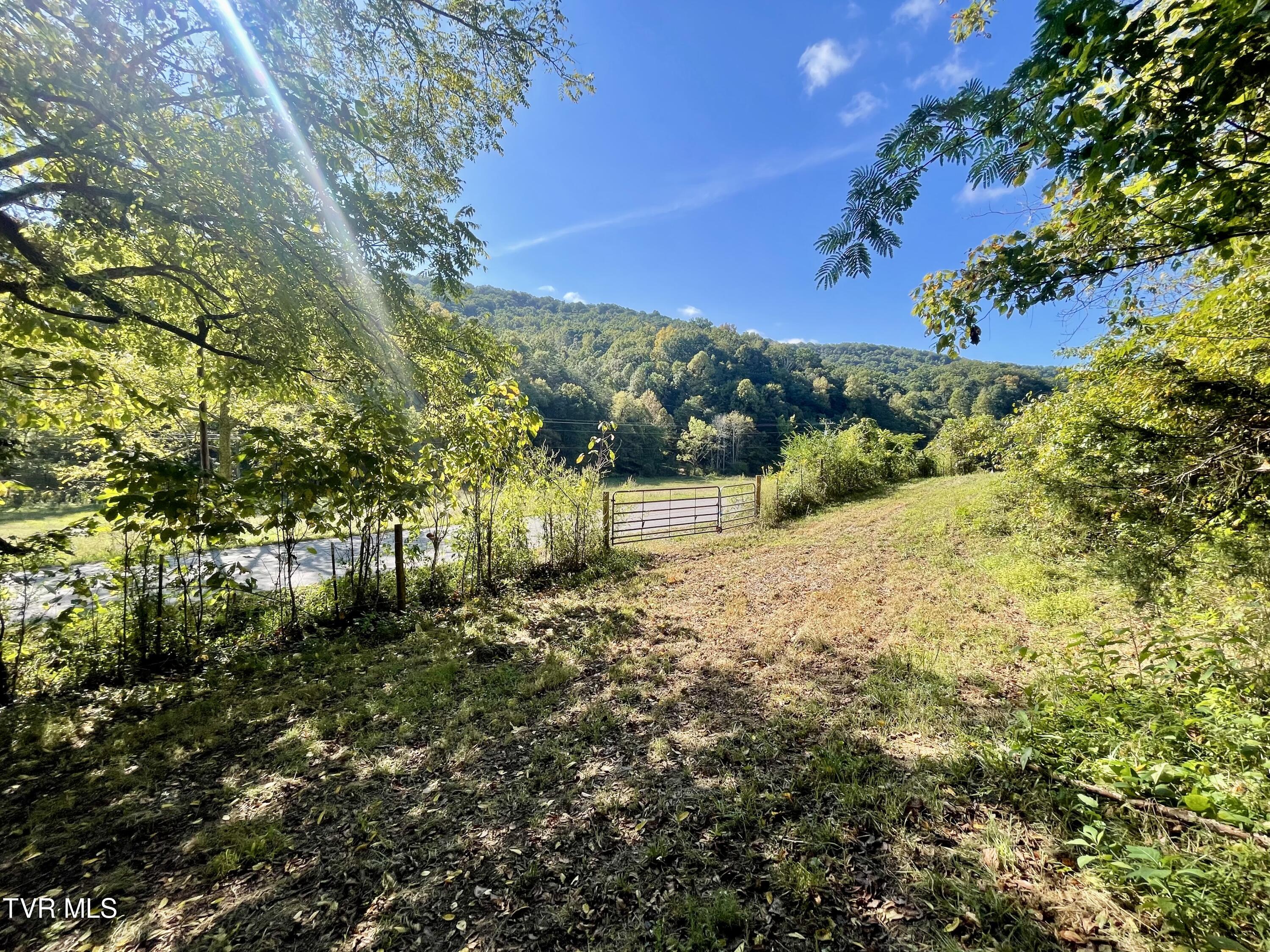 2720 Goshen Valley Road Property Photo 20