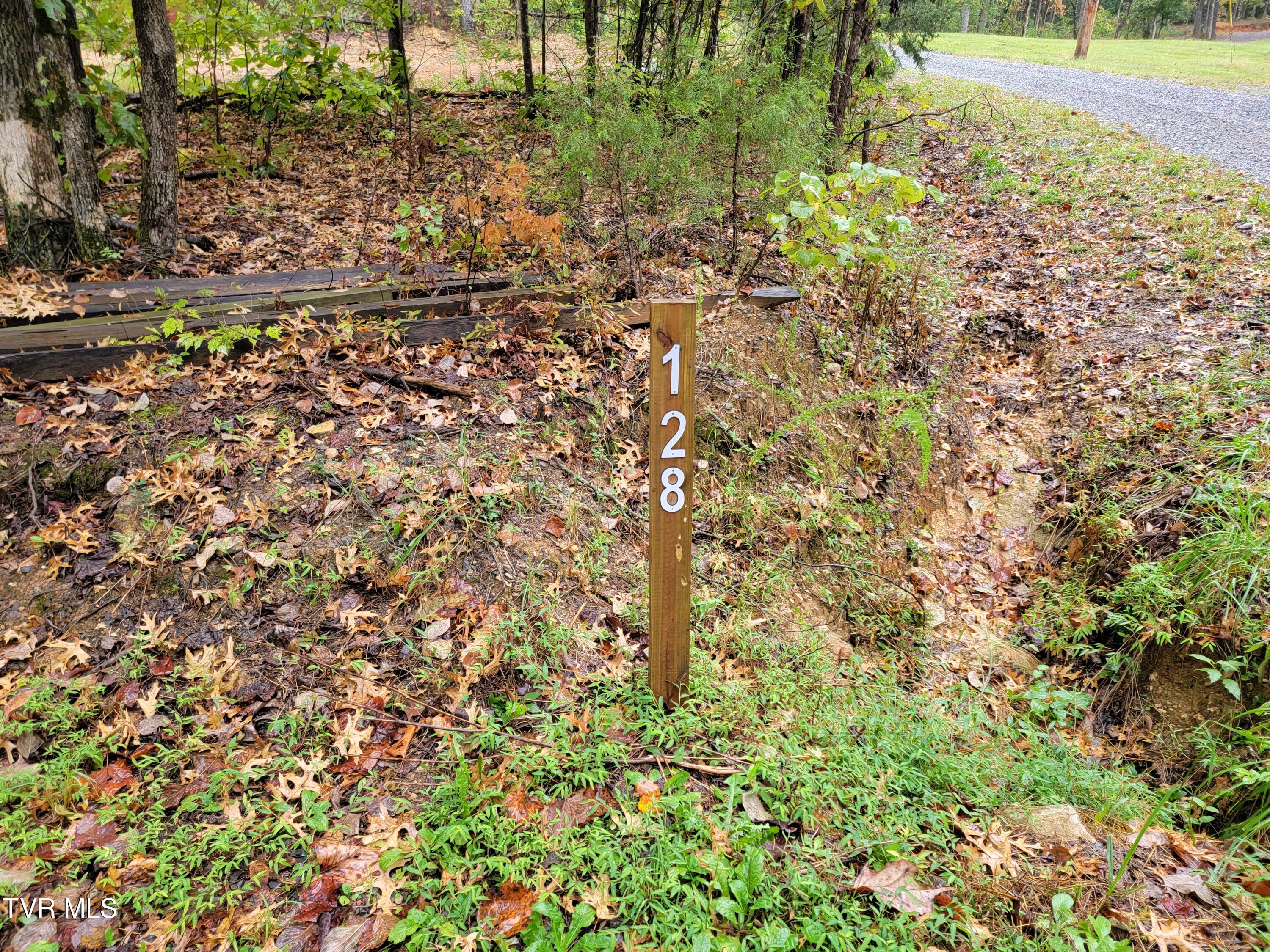 128 Deer Path Way Property Photo