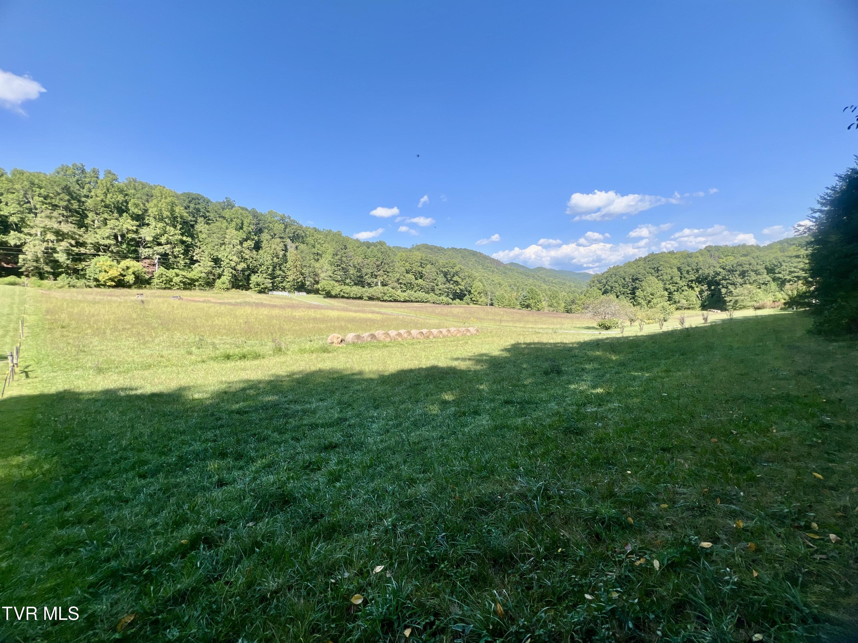 974 Highway 107 Property Photo