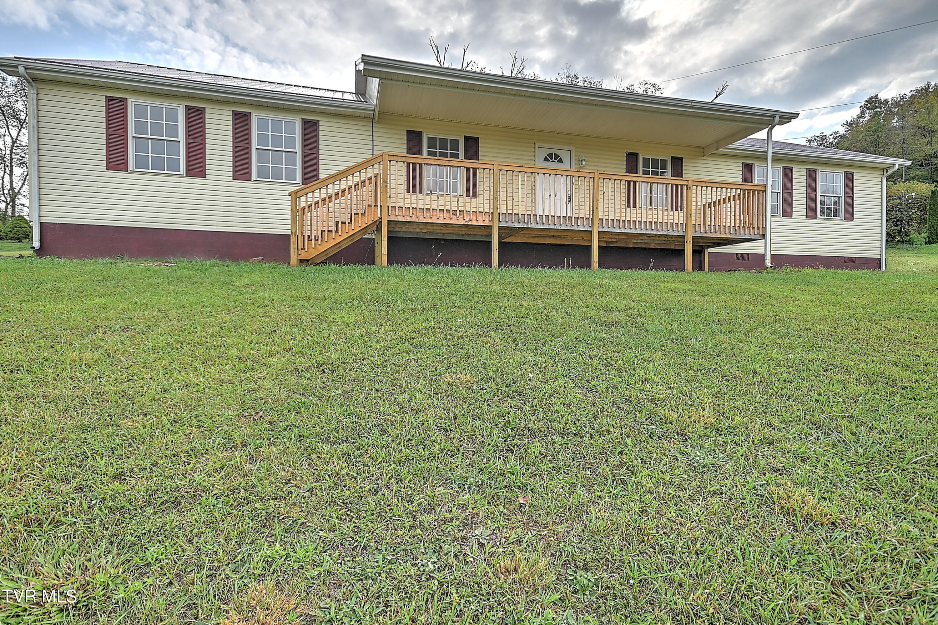 32 Tennessee Street Property Photo