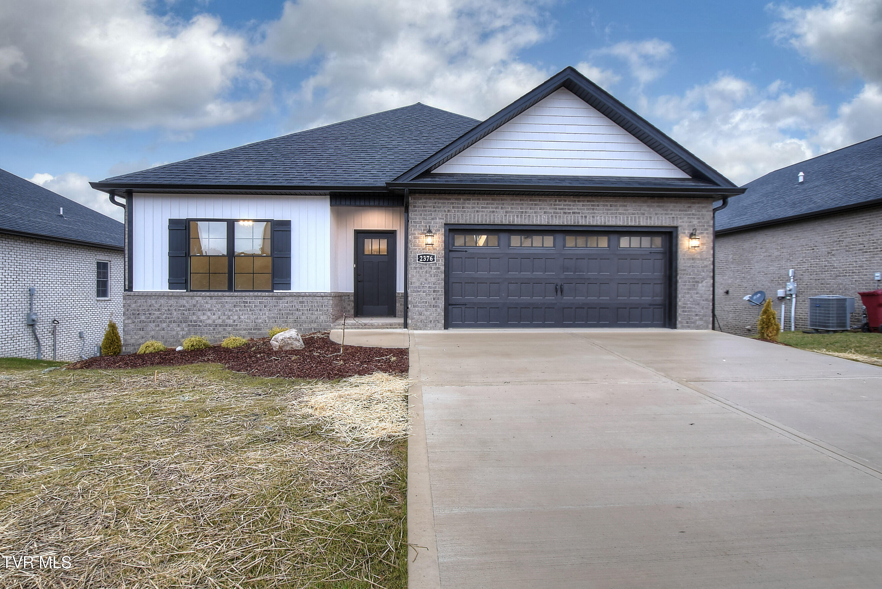 2376 Haystack Circle Property Photo 1