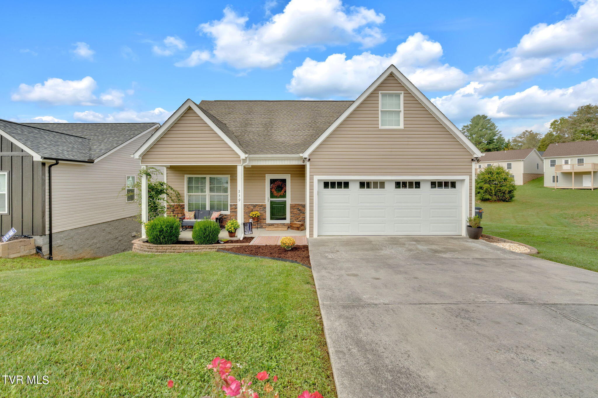 239 Bradford Lane Property Photo