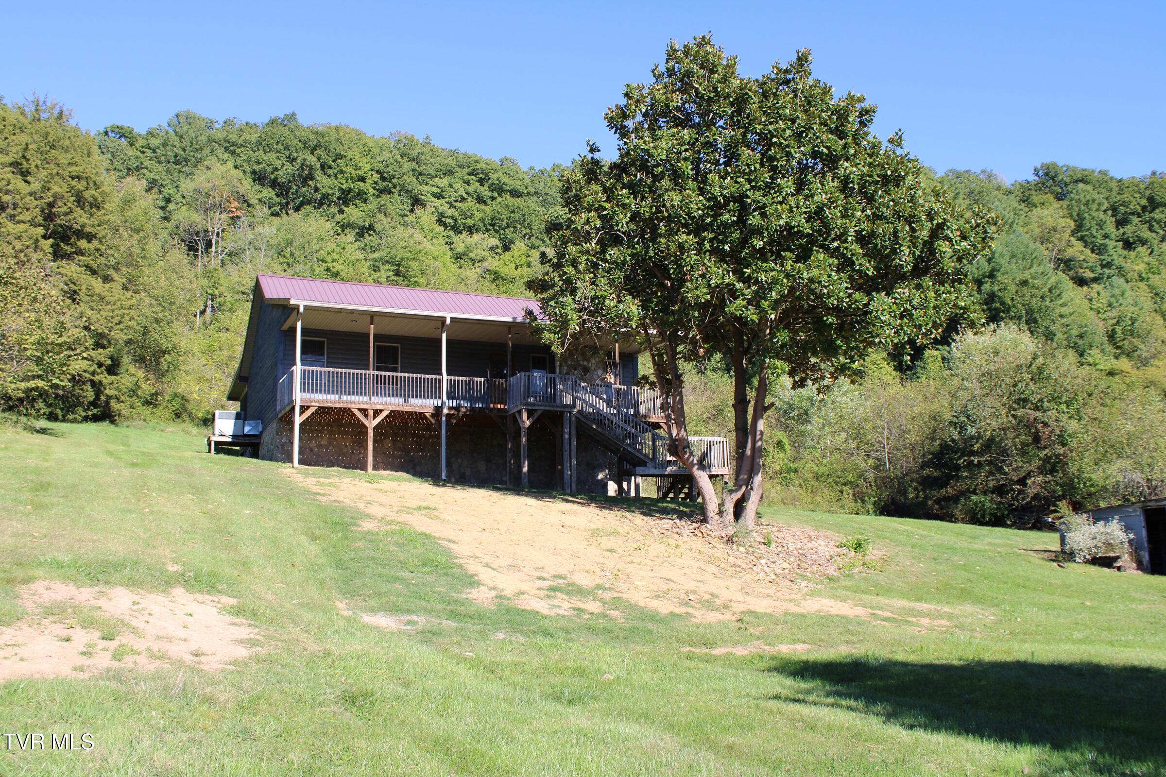 246 Keenburg Road Property Photo