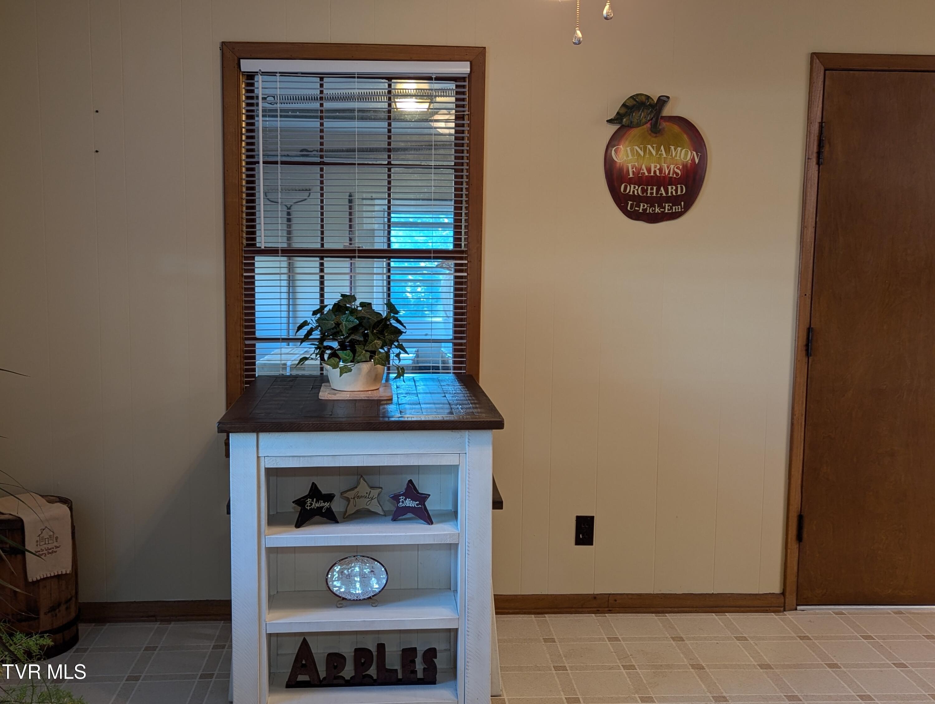 104 Tennessee Drive Property Photo 13