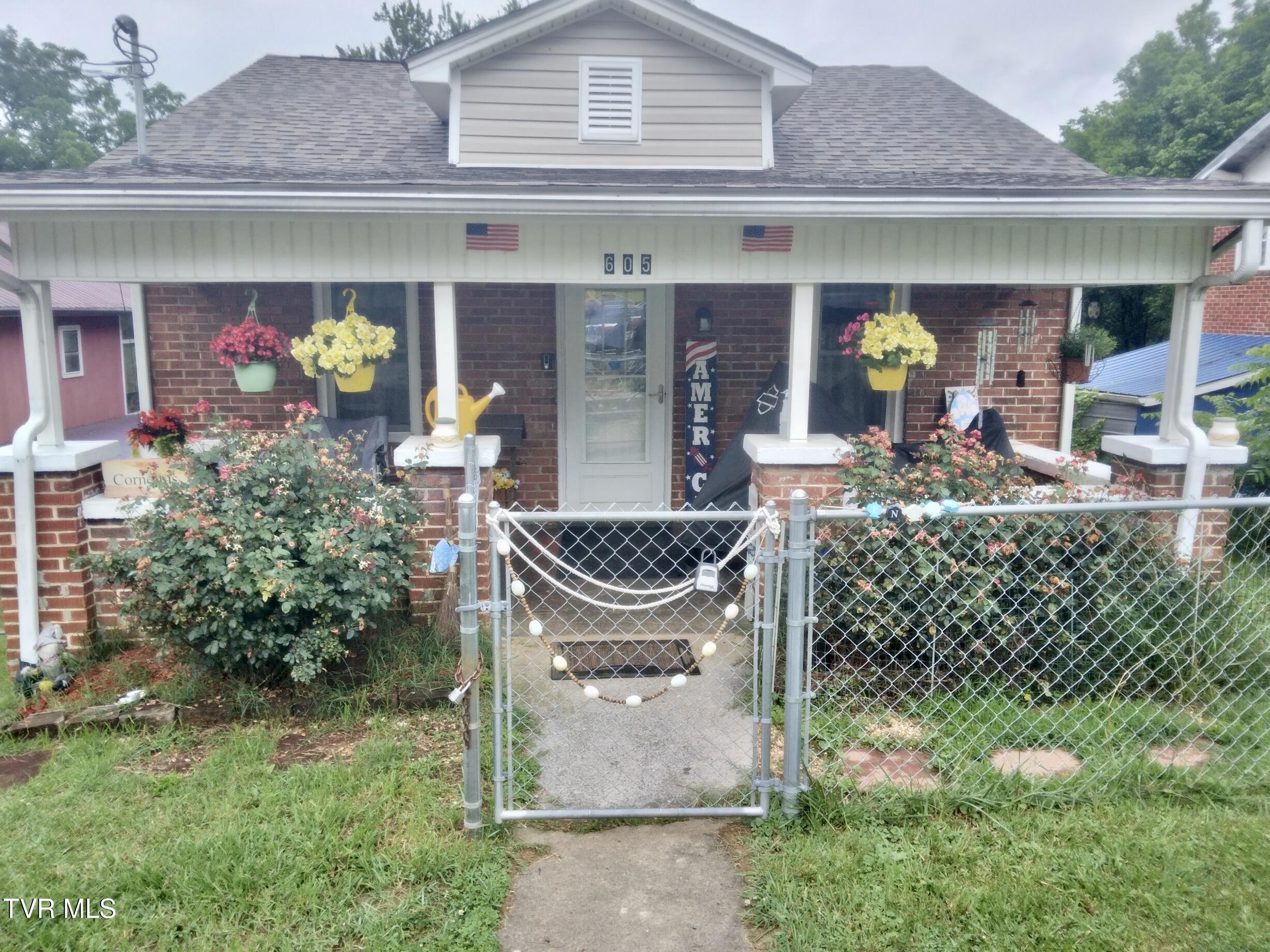 605 Beechwood Drive Drive