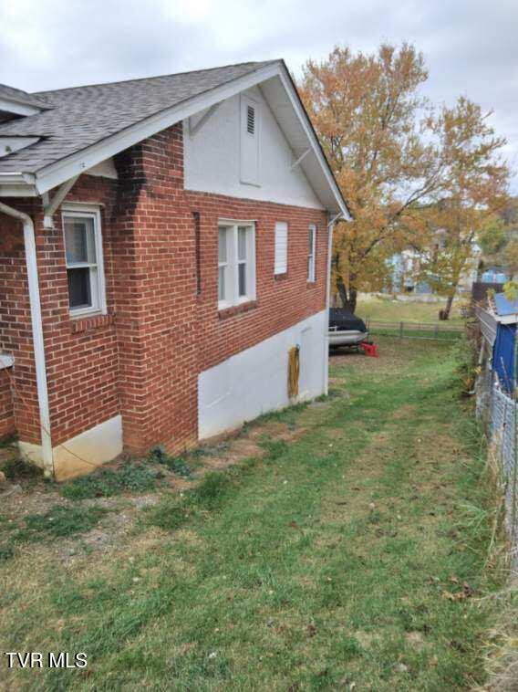 605 Beechwood Drive Drive Property Photo 6
