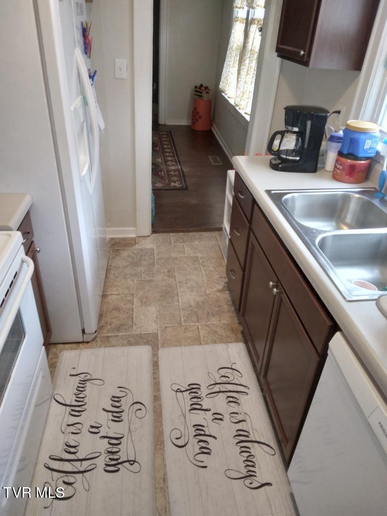 605 Beechwood Drive Drive Property Photo 35