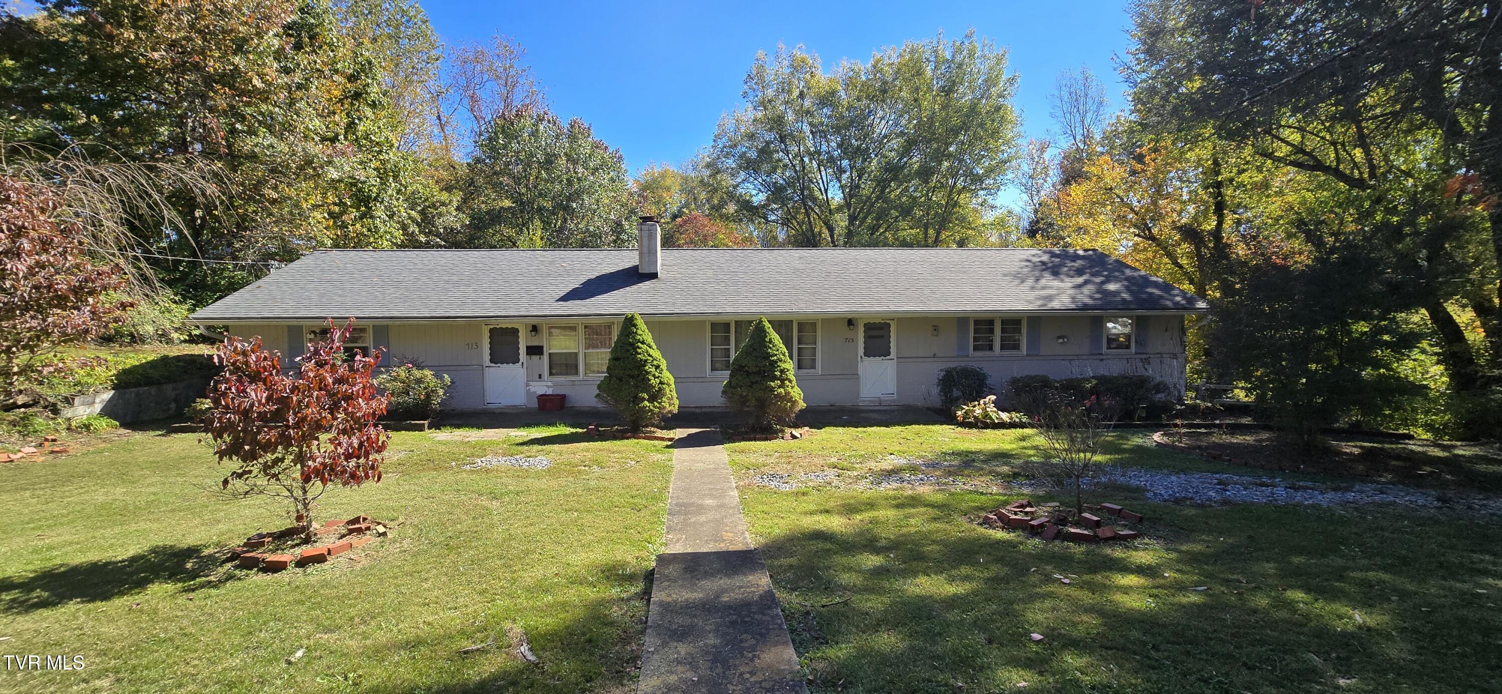713 Woodhaven Drive Property Photo
