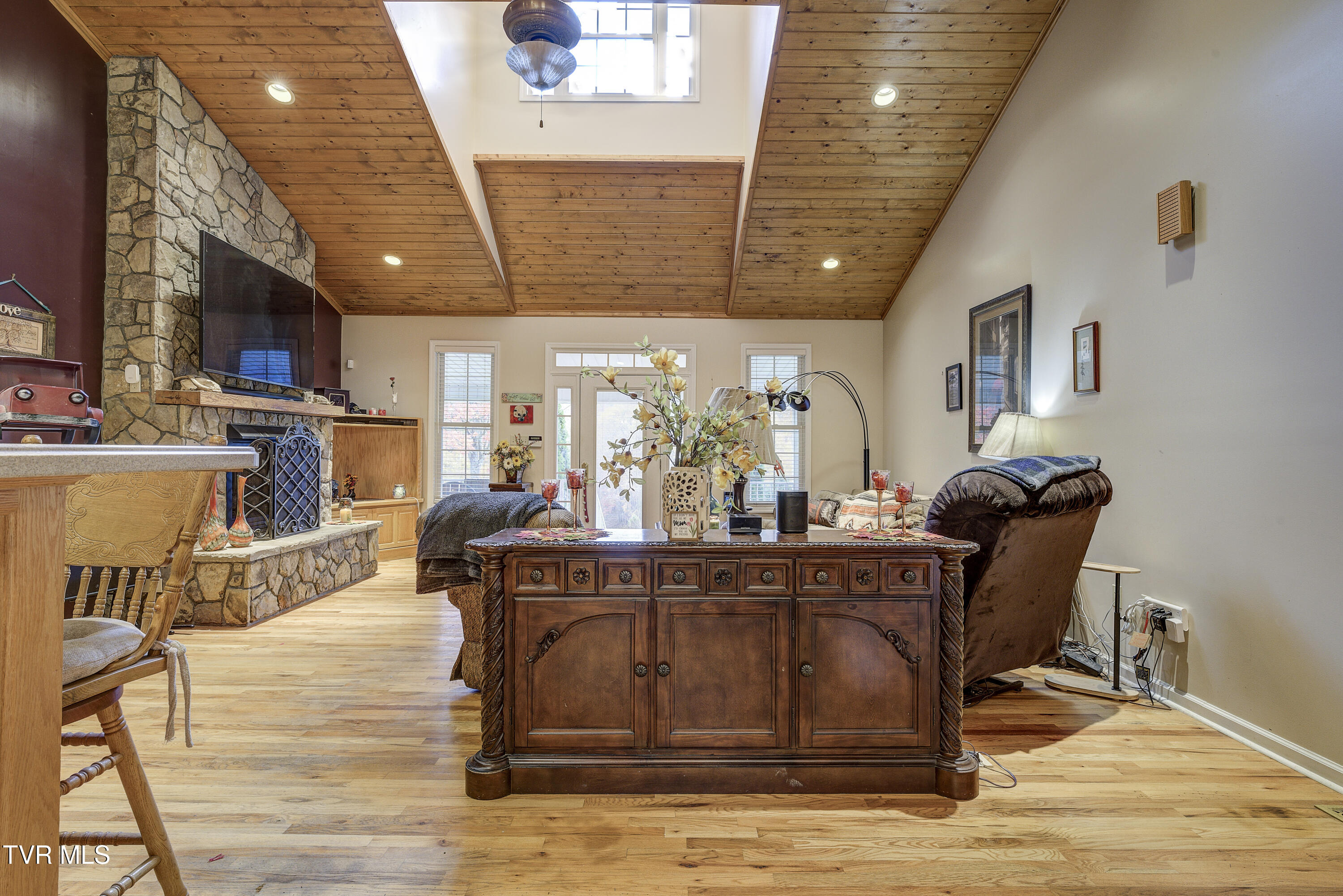 1008 Holly Meadow Rd Road Property Photo 13