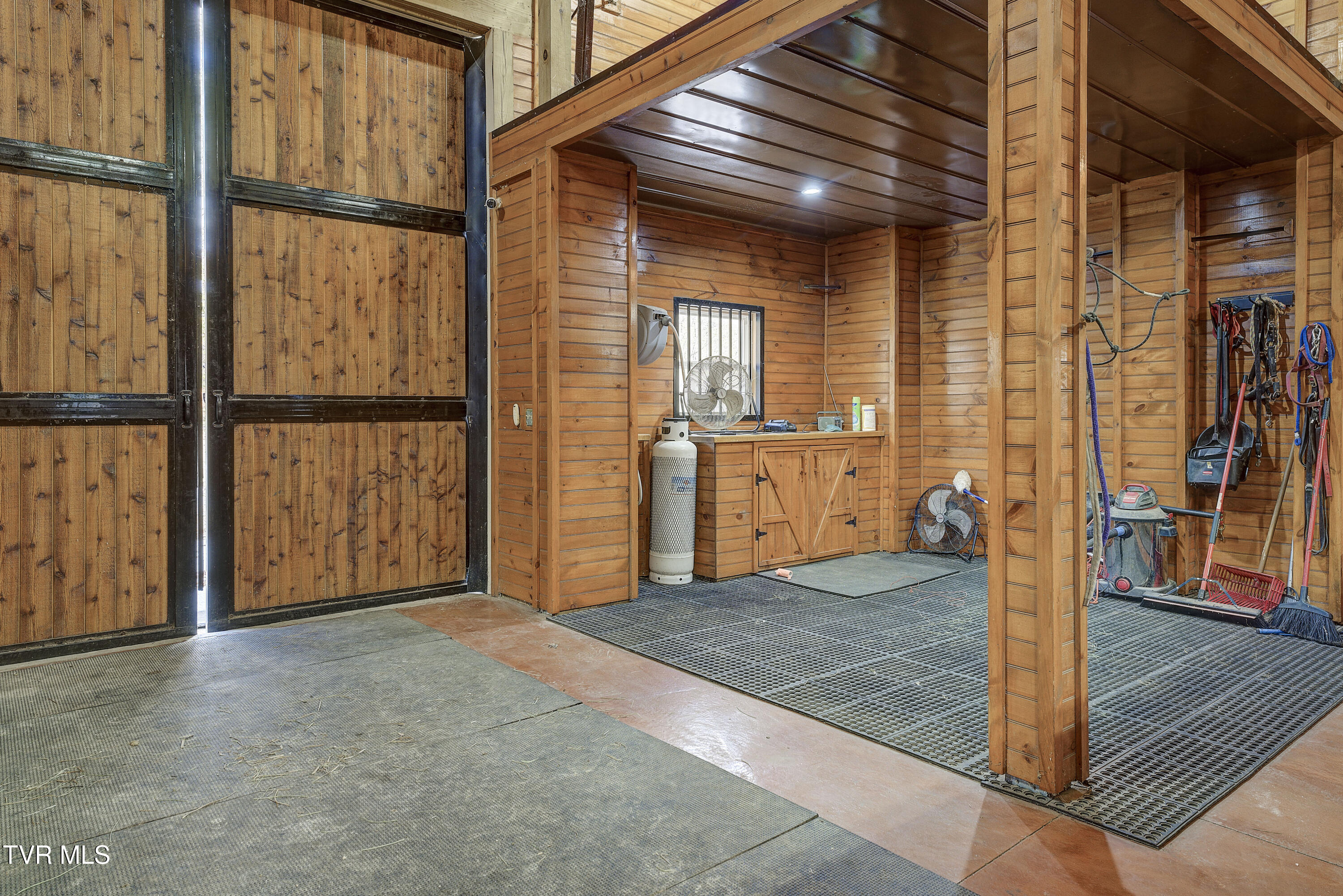 1008 Holly Meadow Rd Road Property Photo 58