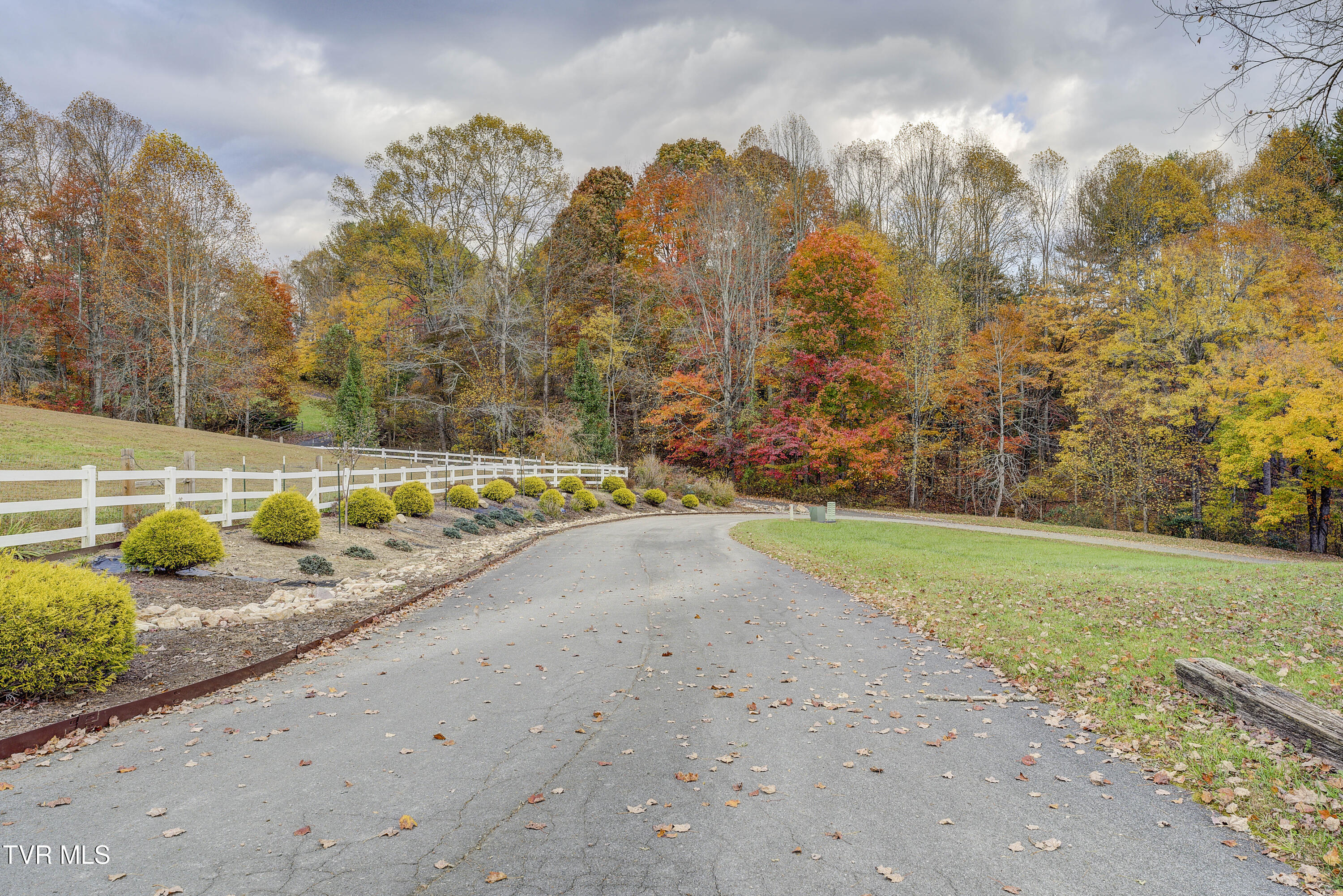 1008 Holly Meadow Rd Road Property Photo 97